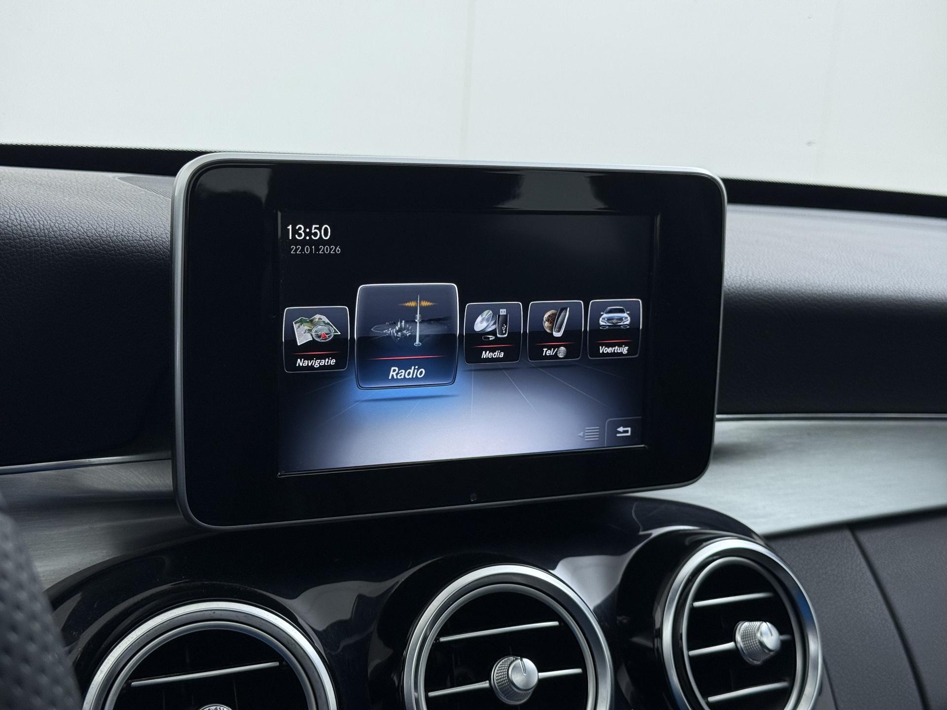 Mercedes-Benz C-klasse 180 AMG Sport Edition 30