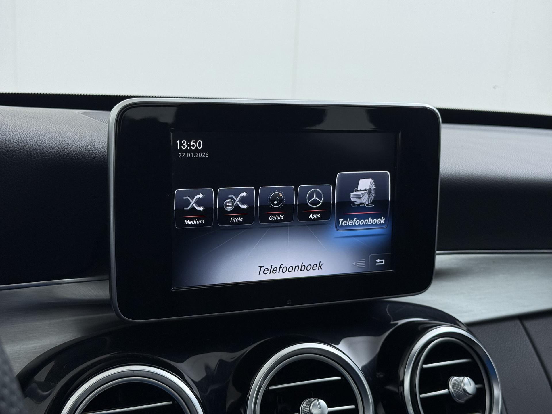 Mercedes-Benz C-klasse 180 AMG Sport Edition 32