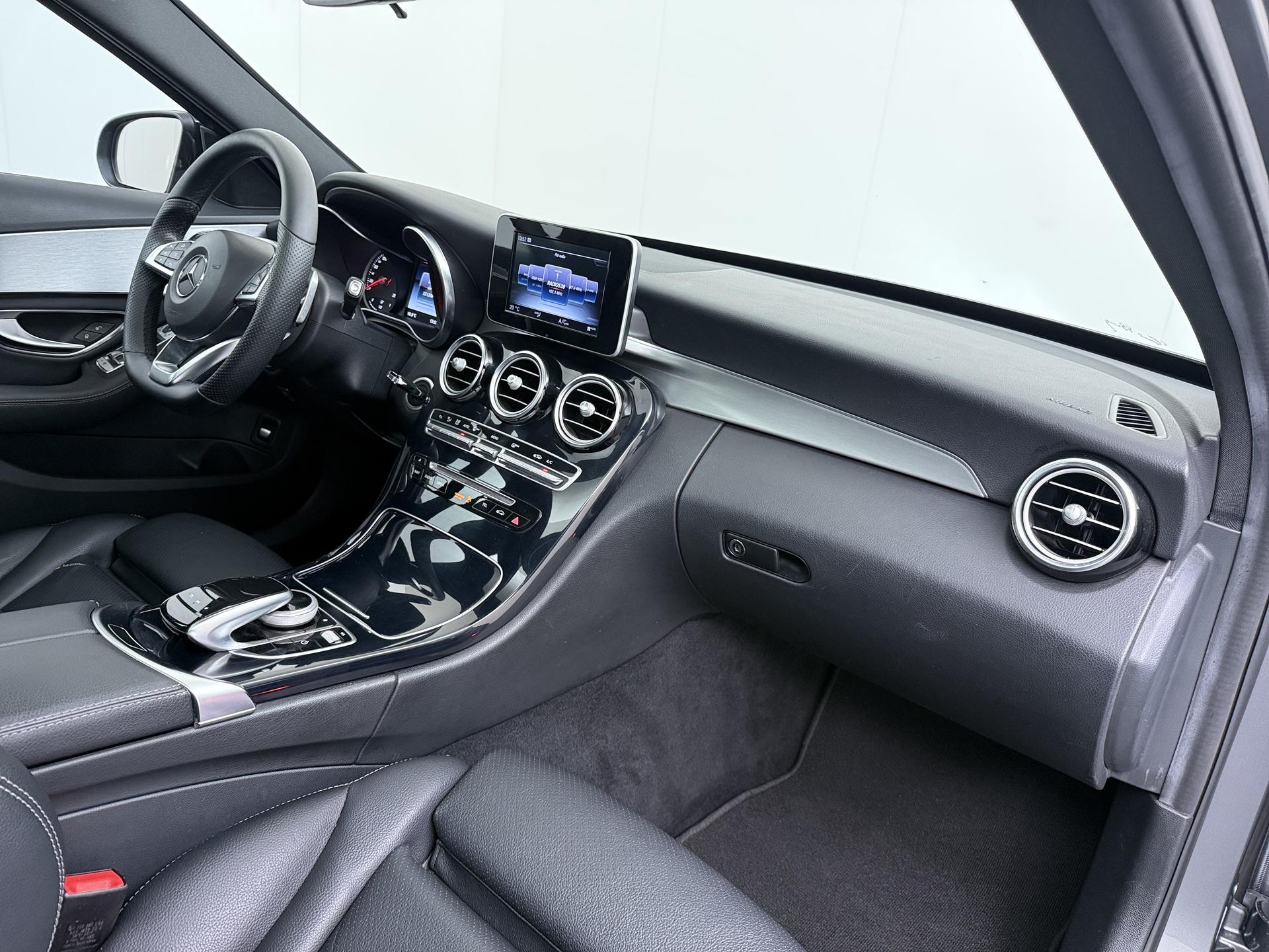 Mercedes-Benz C-klasse 180 AMG Sport Edition 37