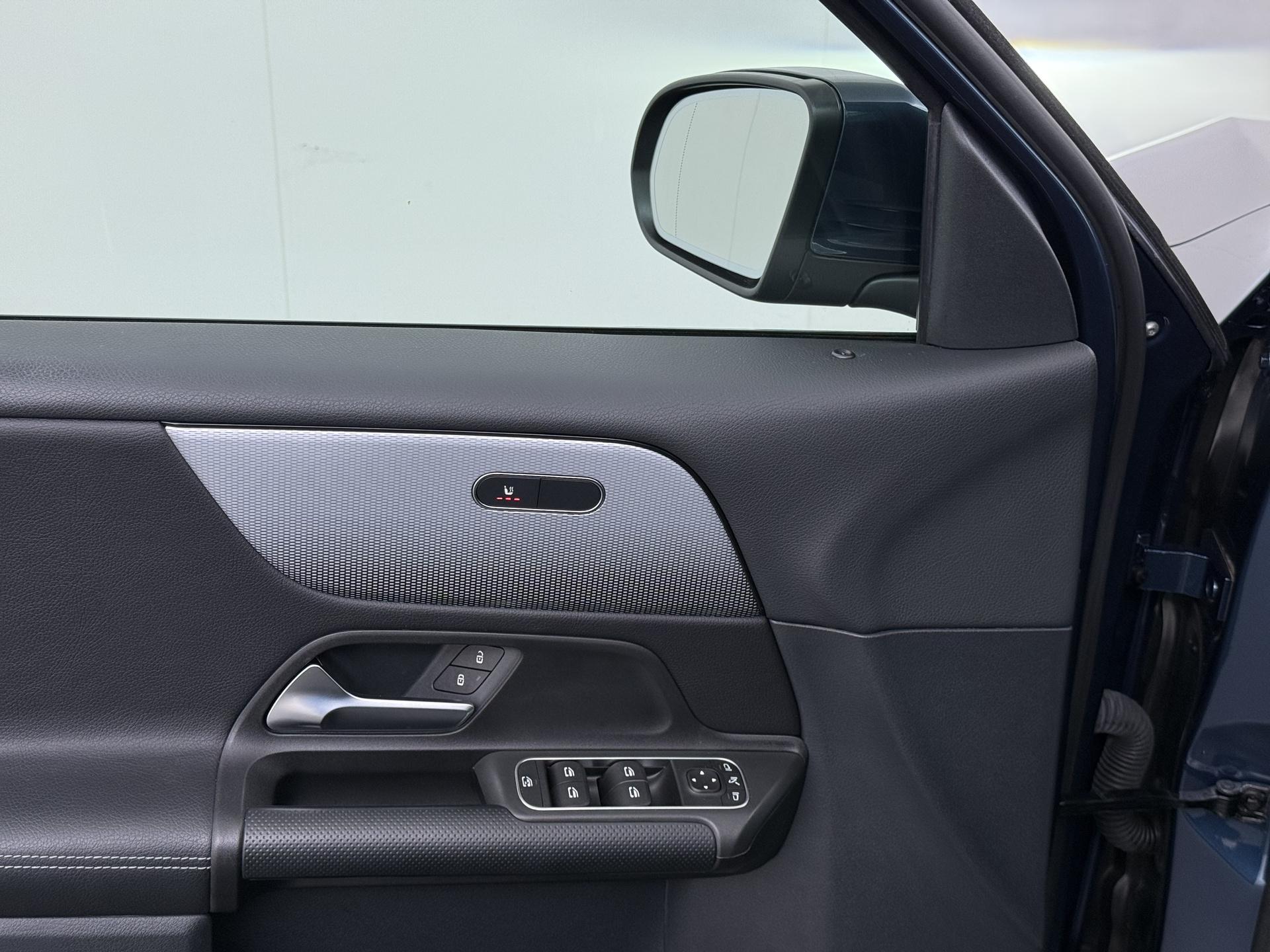 Mercedes-Benz GLB 200 Style Plus Business Solution 22