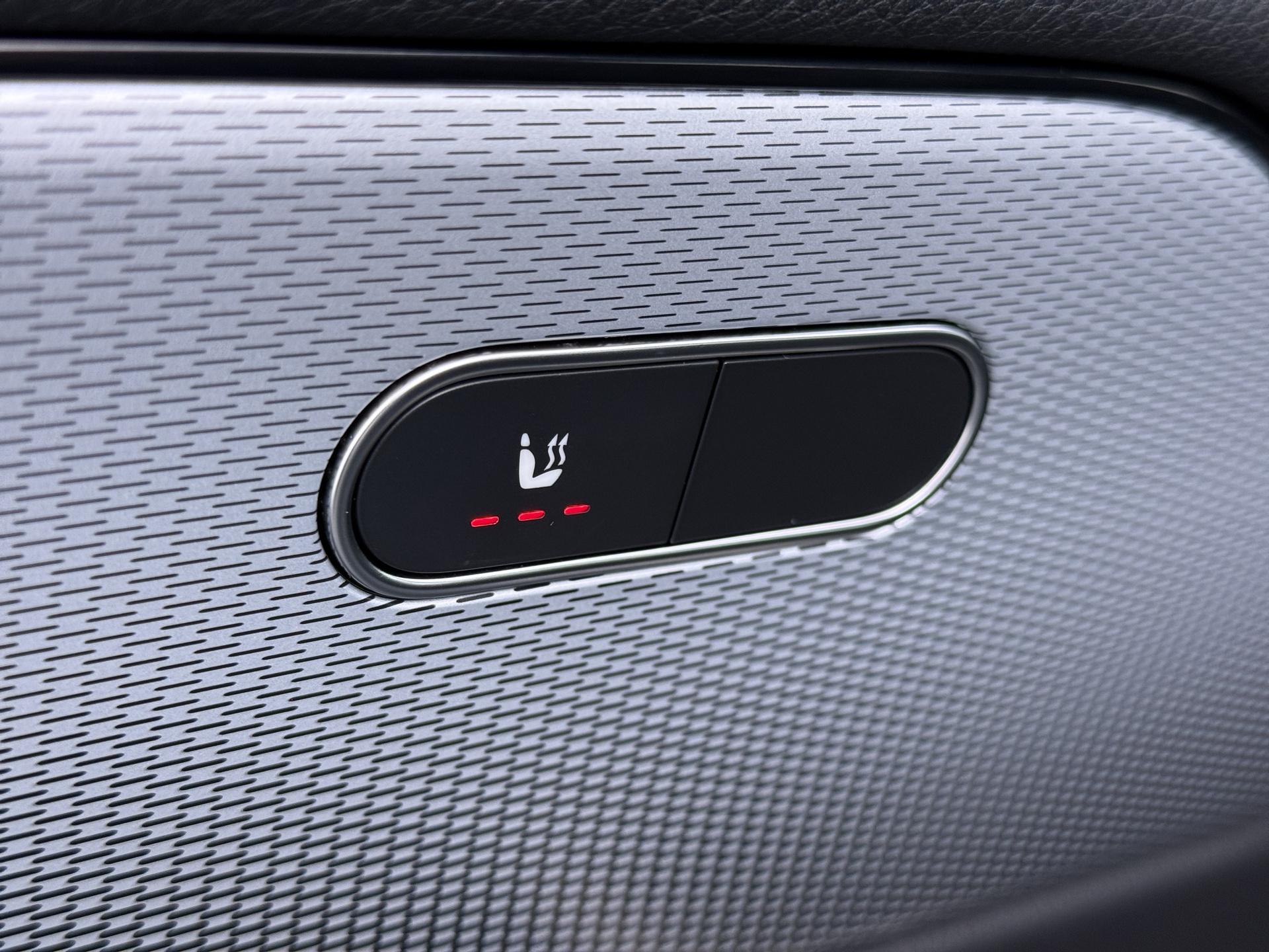 Mercedes-Benz GLB 200 Style Plus Business Solution 23