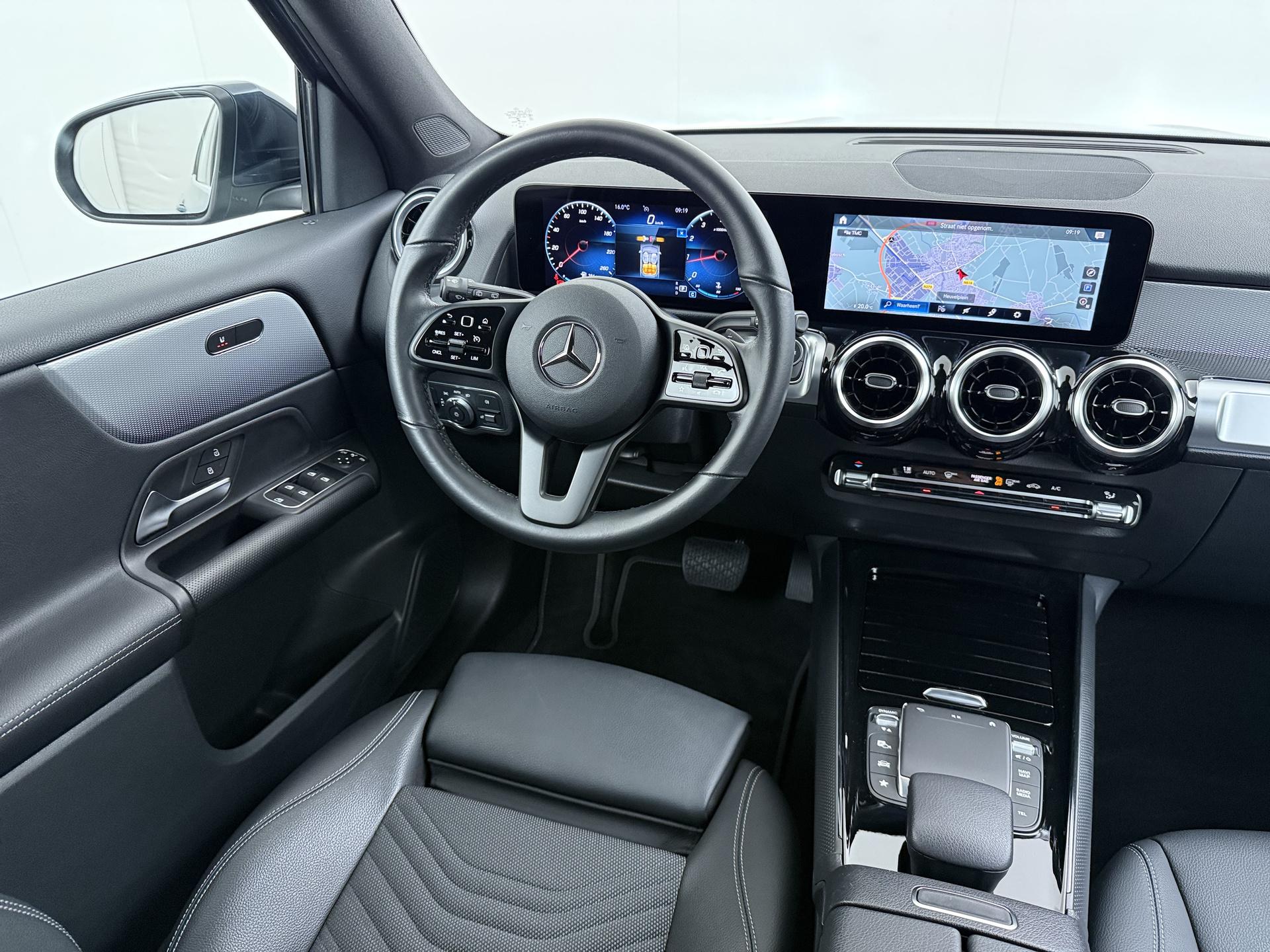 Mercedes-Benz GLB 200 Style Plus Business Solution 5