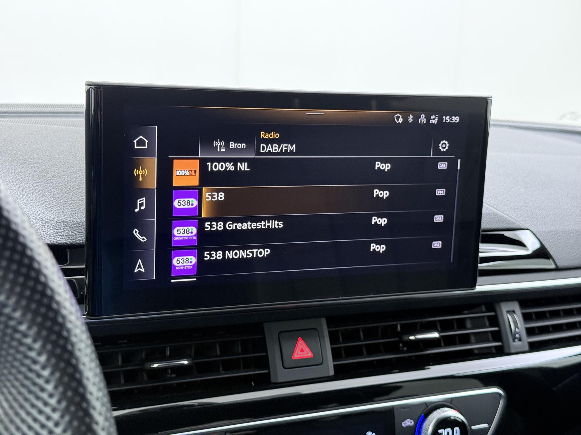 Audi A4 Avant 40 TFSI S- Line 2.0 TFSi 204 PK Competition 29