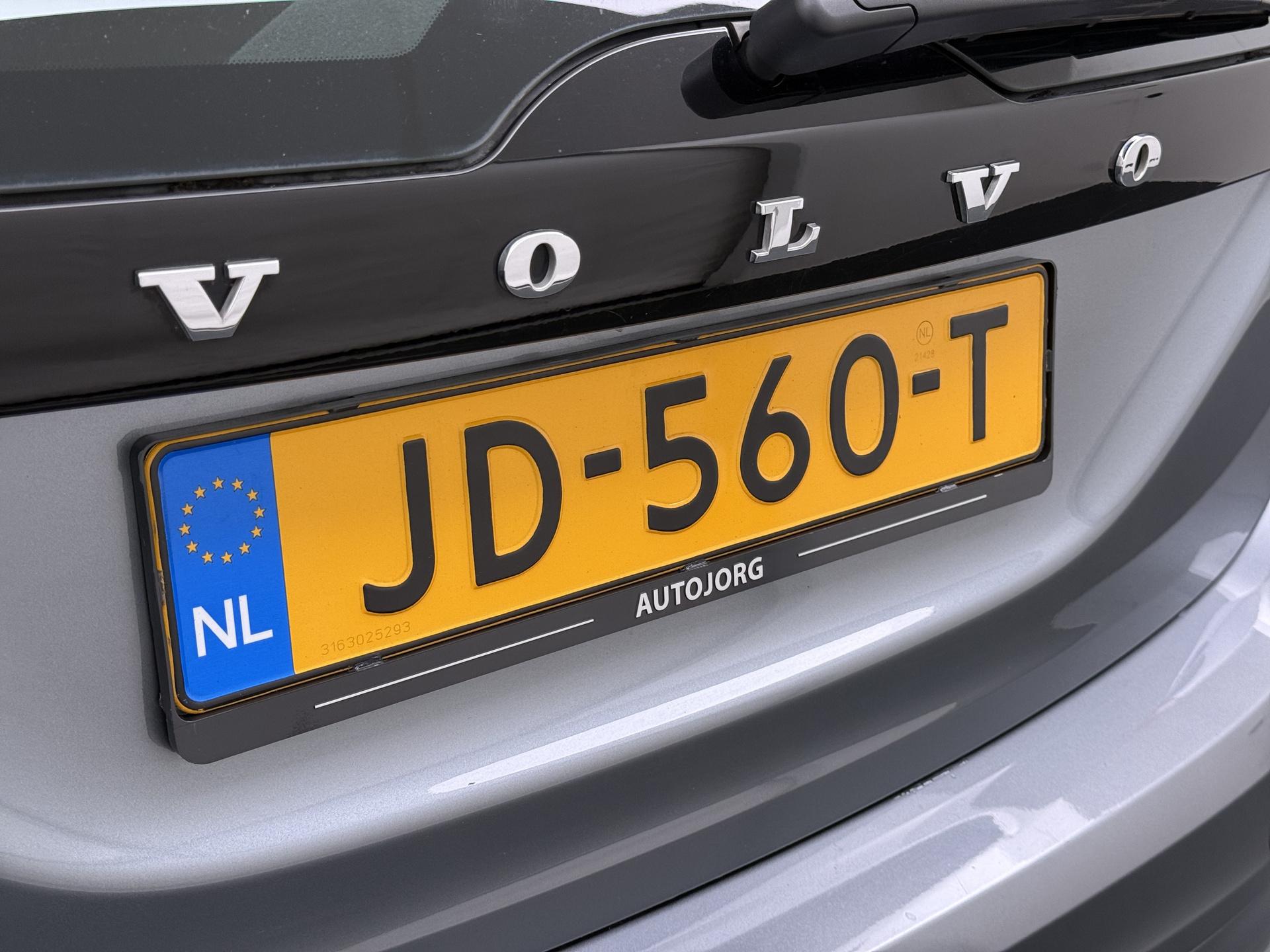 Volvo V60 2.0 D2 Momentum Business 14