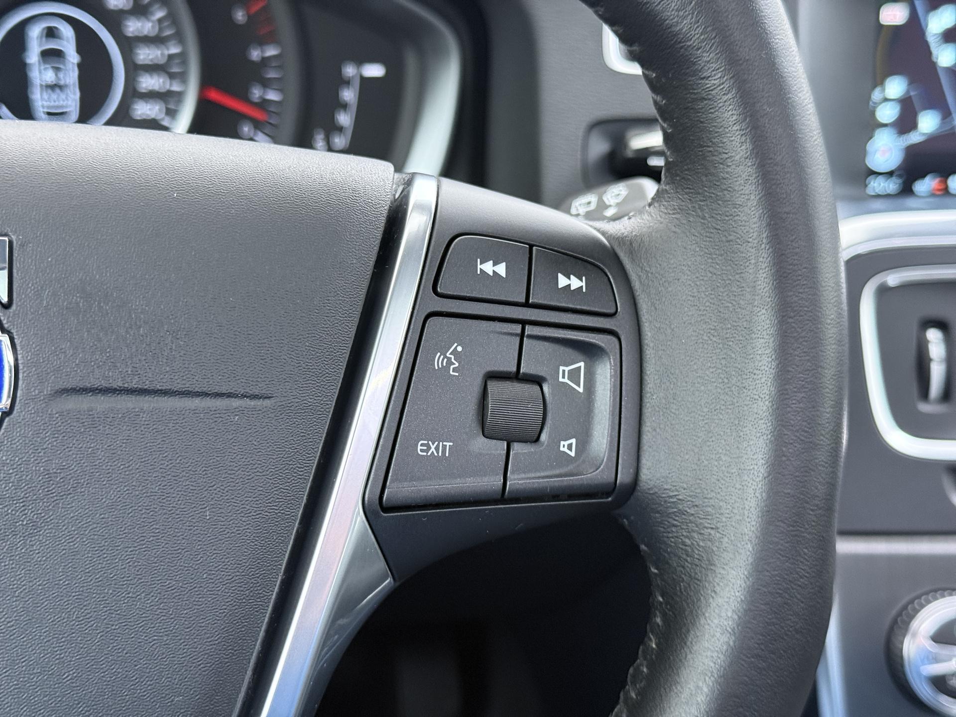 Volvo V60 2.0 D2 Momentum Business 29