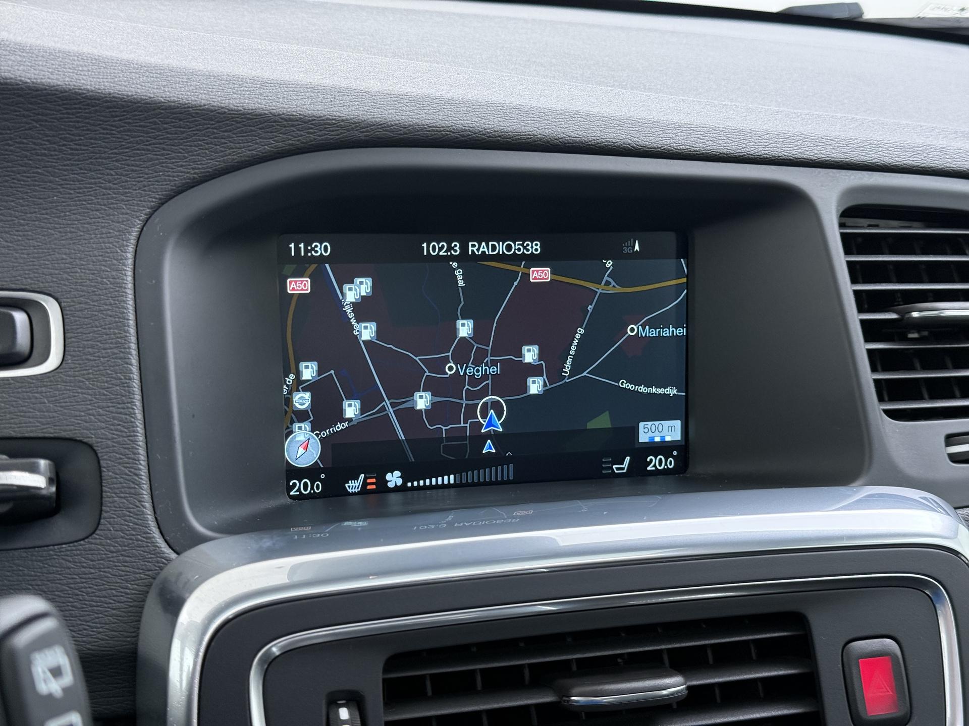 Volvo V60 2.0 D2 Momentum Business 9