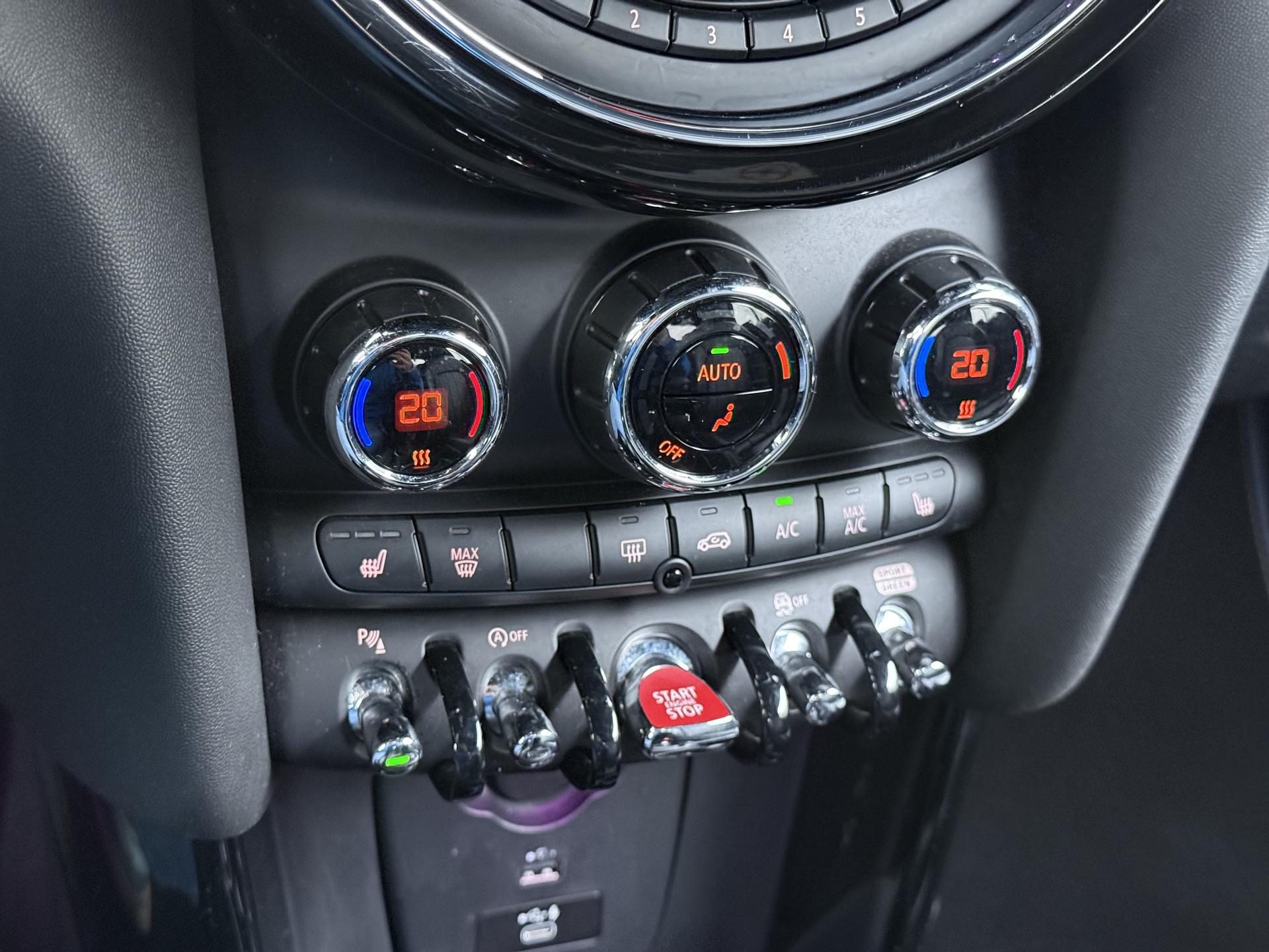 Mini Mini Cabrio 1.5 Cooper Sidewalk Edition 15