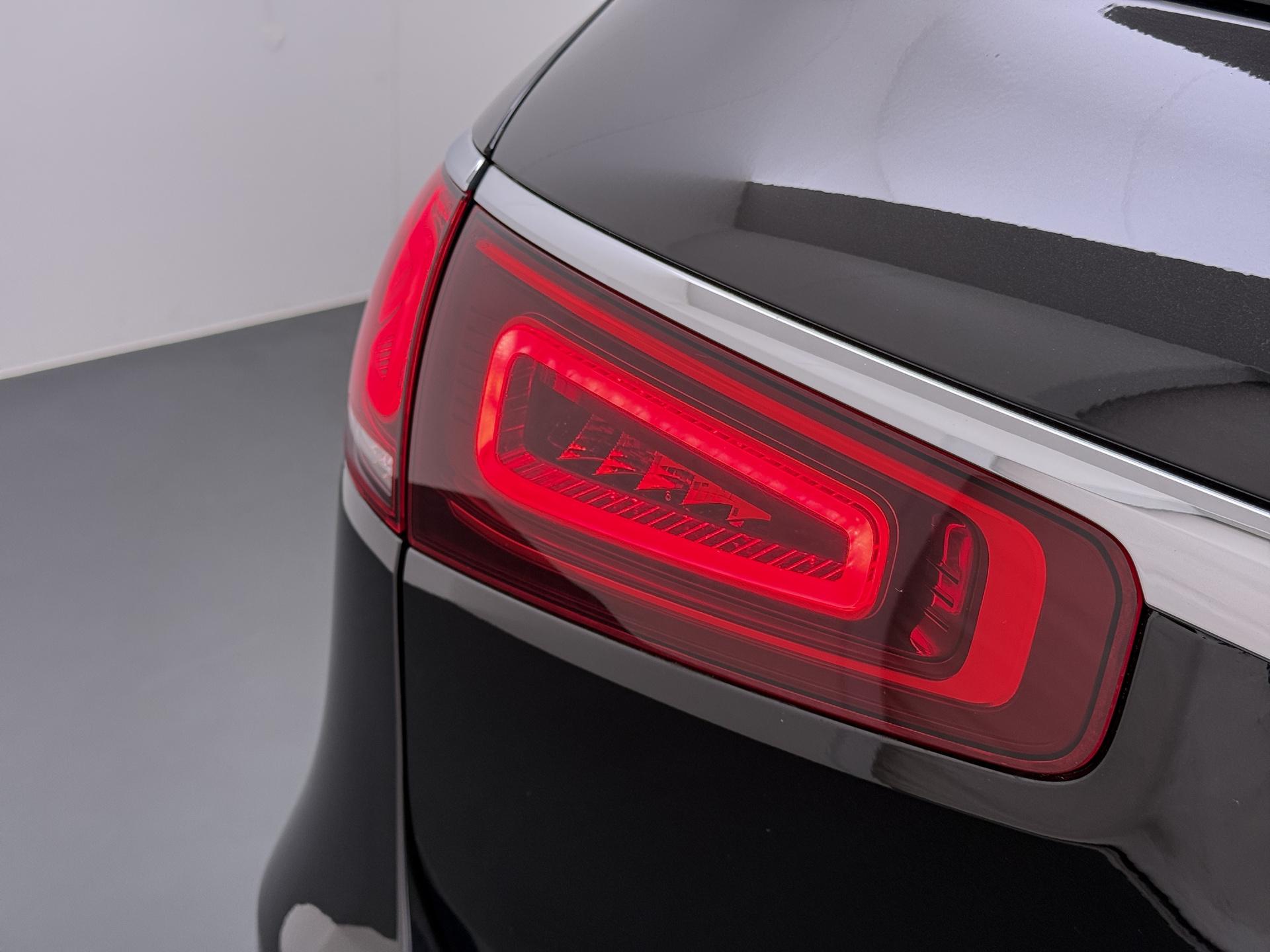 Mercedes-Benz GLS 400 d 4MATIC Premium Plus 16