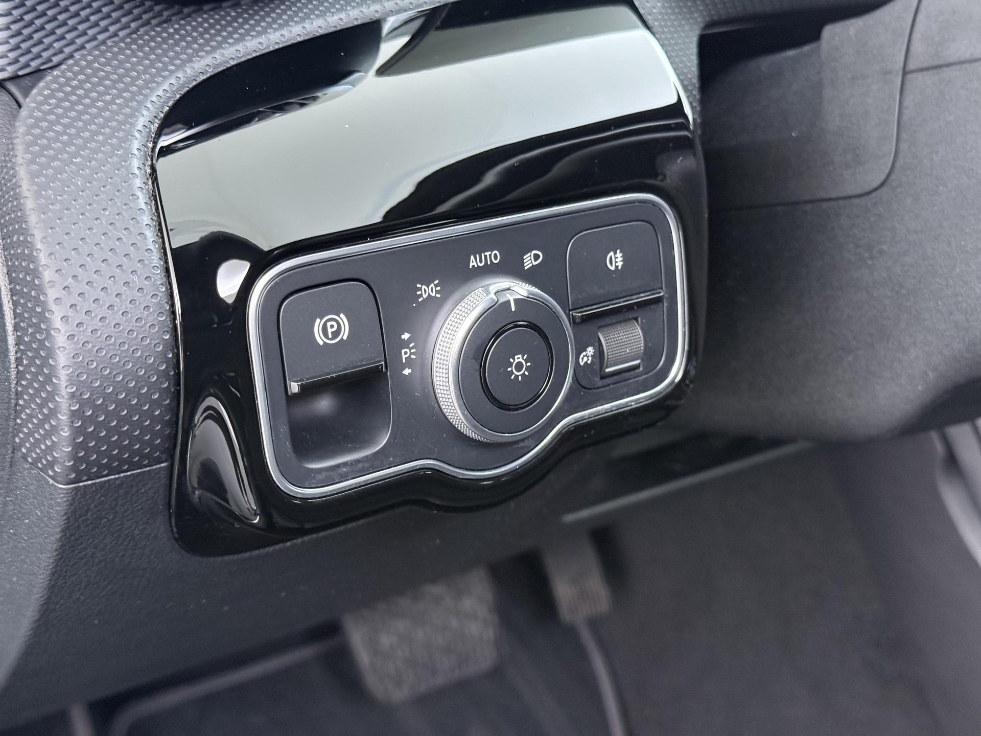 Mercedes-Benz CLA-klasse Shooting Brake 200 d Business Solution 18