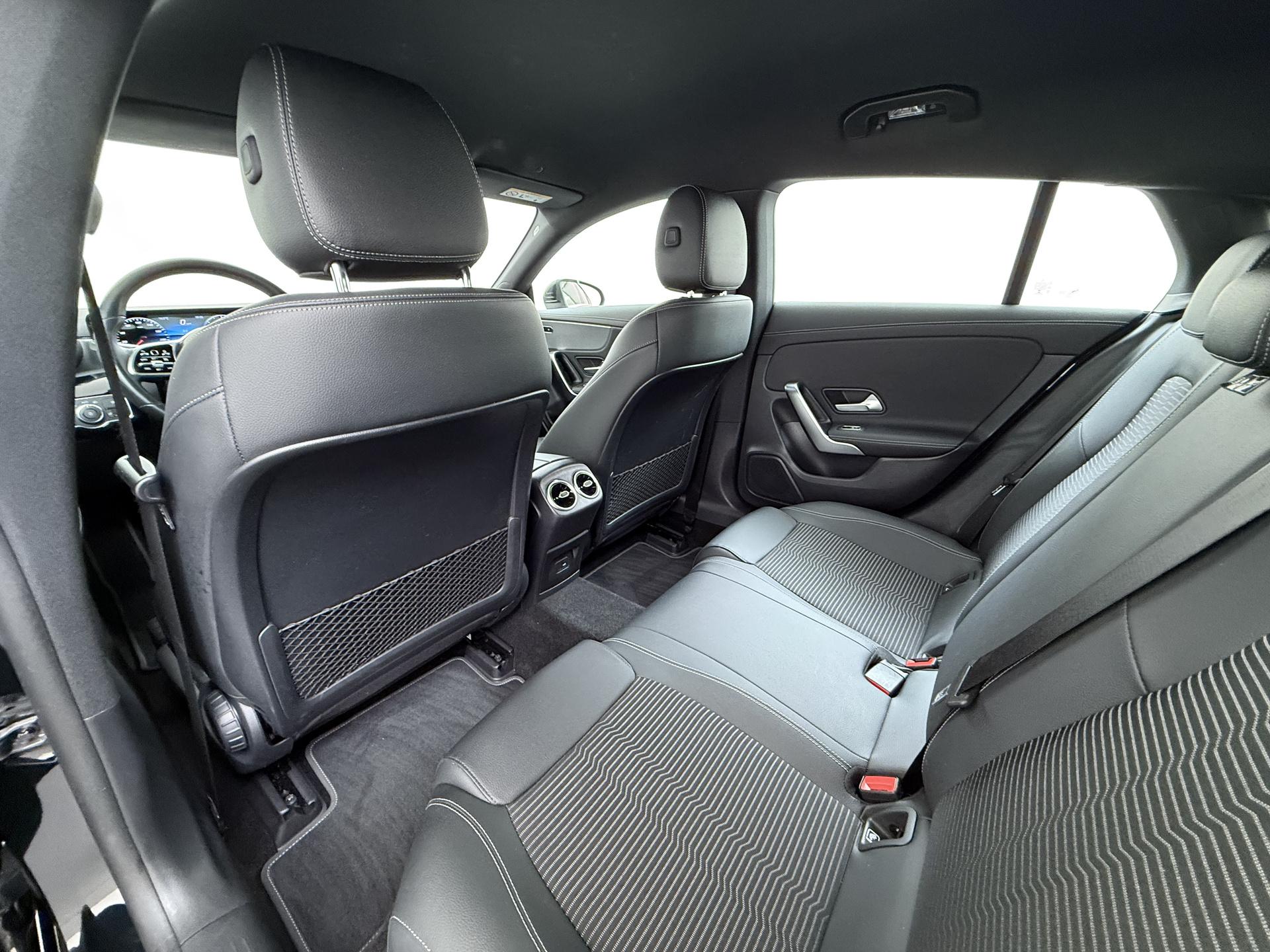 Mercedes-Benz CLA-klasse Shooting Brake 200 d Business Solution 19