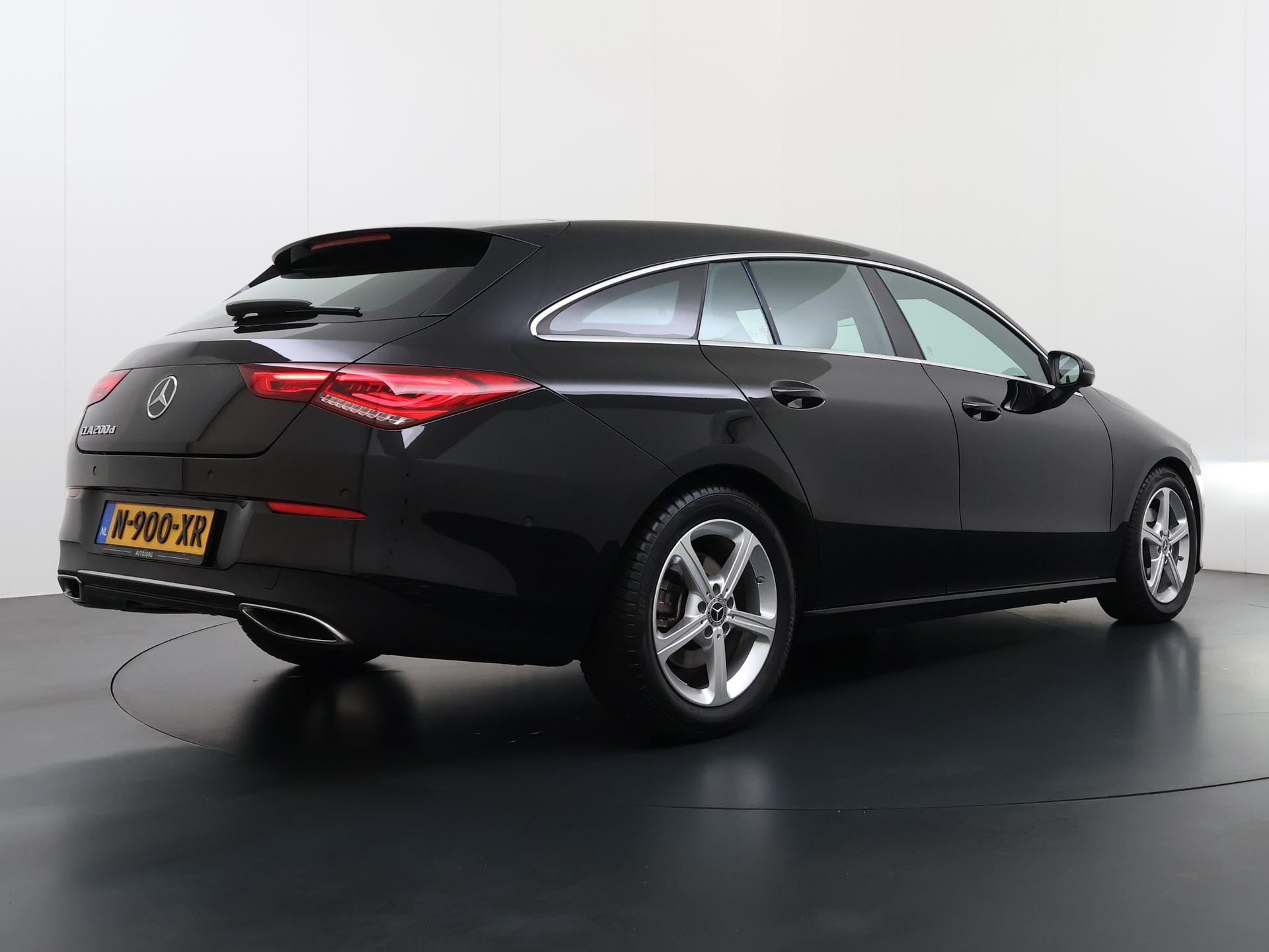 Mercedes-Benz CLA-klasse Shooting Brake 200 d Business Solution 2