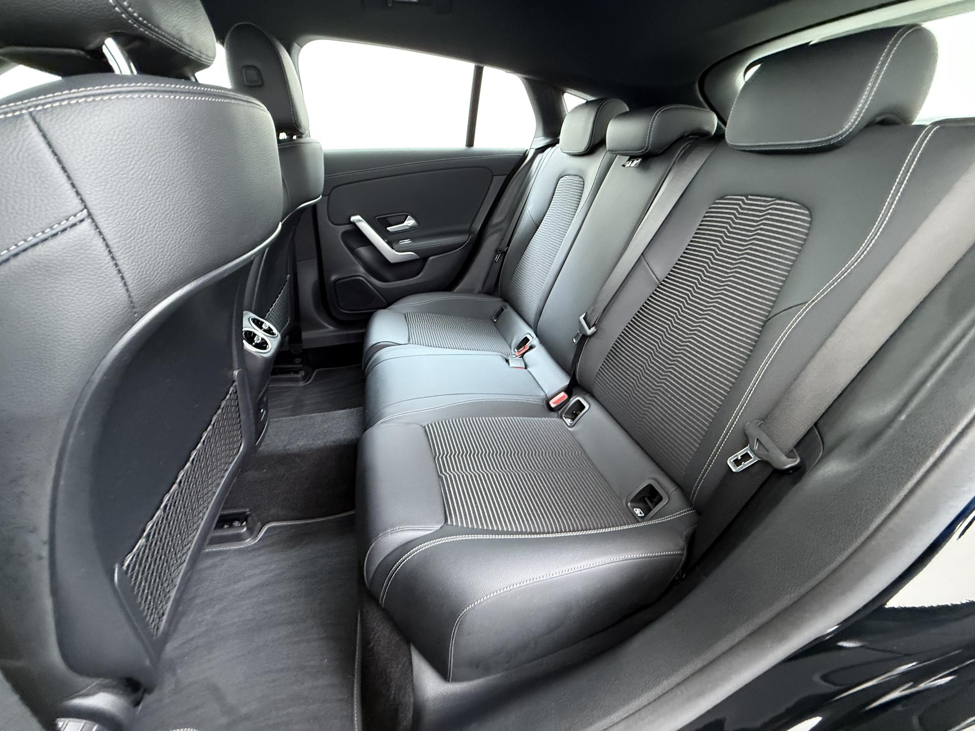 Mercedes-Benz CLA-klasse Shooting Brake 200 d Business Solution 20