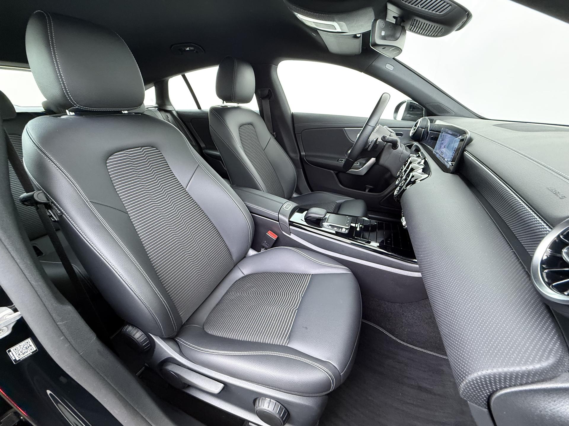 Mercedes-Benz CLA-klasse Shooting Brake 200 d Business Solution 37