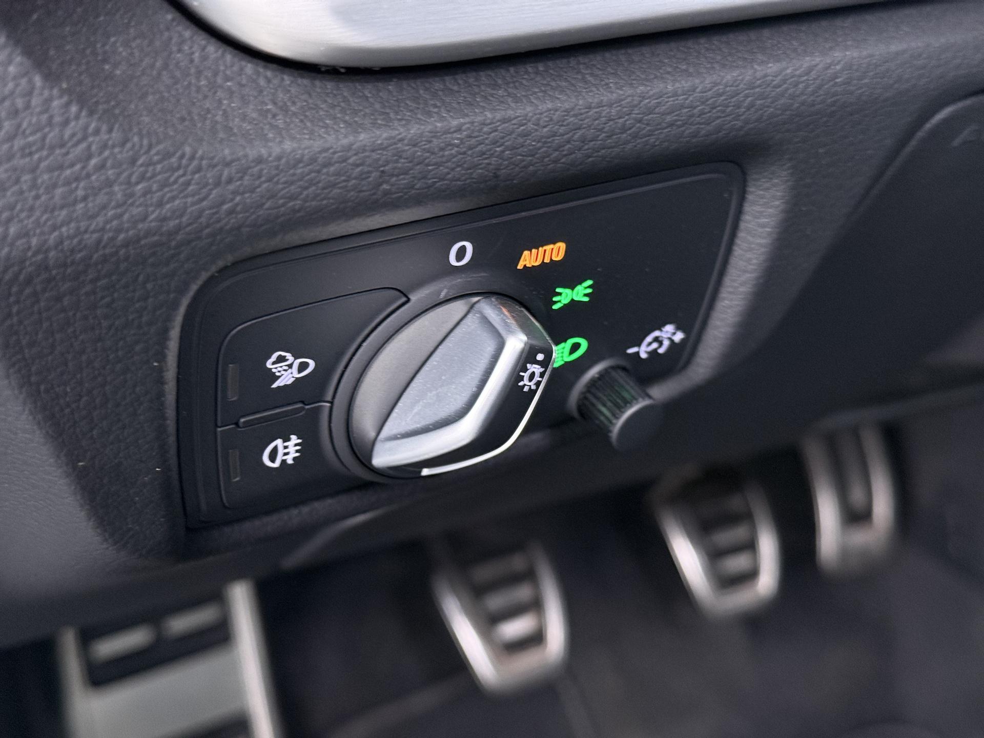 Audi A3 Sportback 1.0 TFSI Sport S Line Edition 16