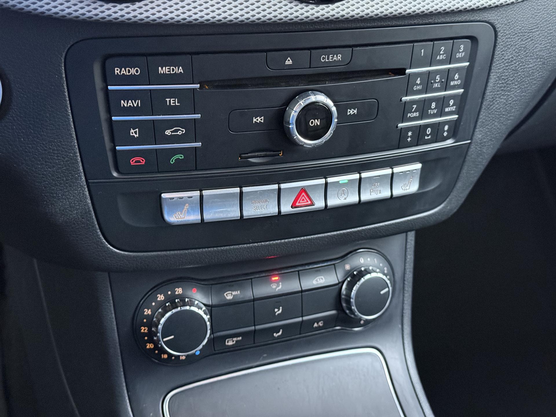 Mercedes-Benz B-klasse 200 Ambition 14