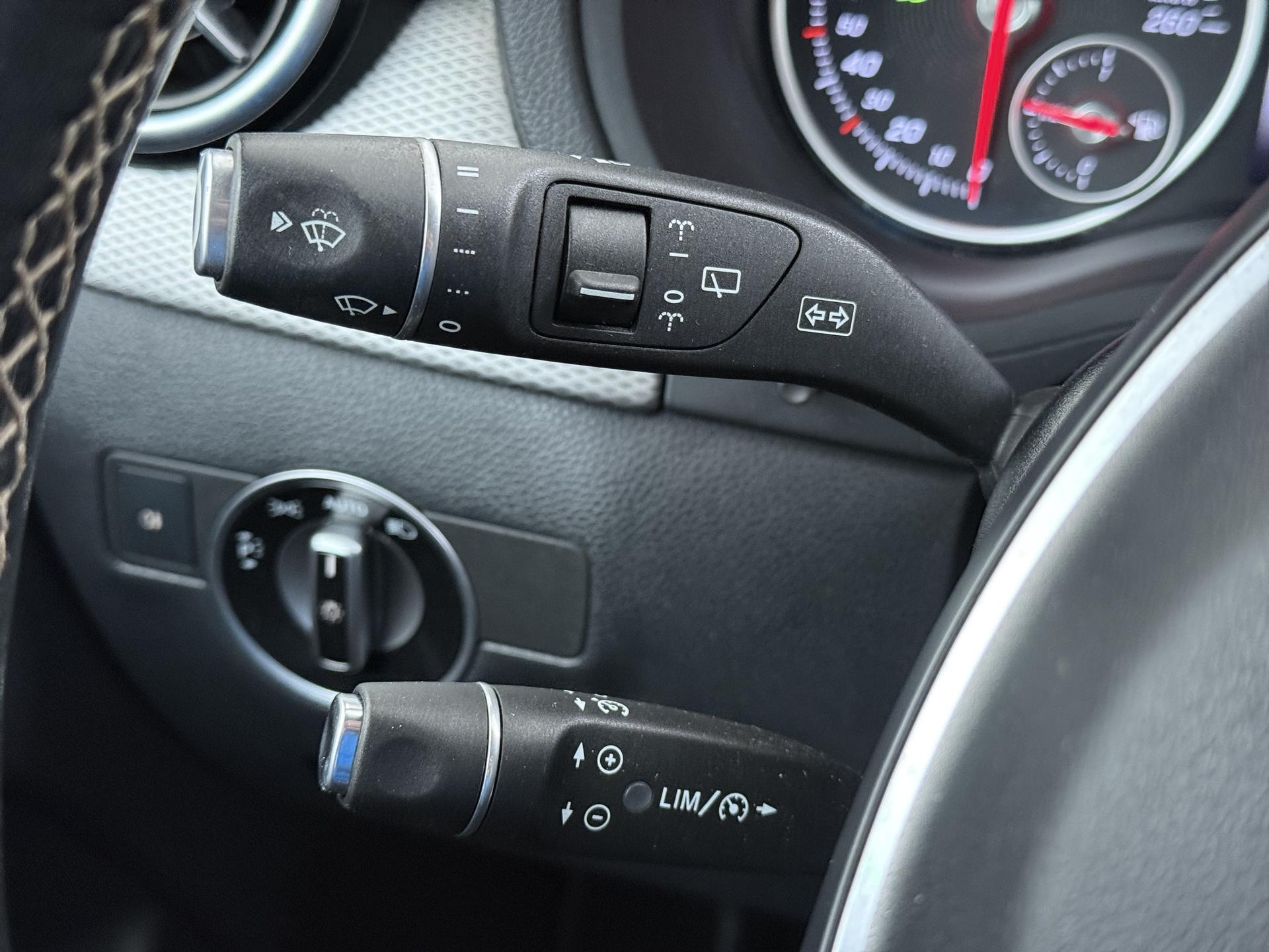 Mercedes-Benz B-klasse 200 Ambition 22