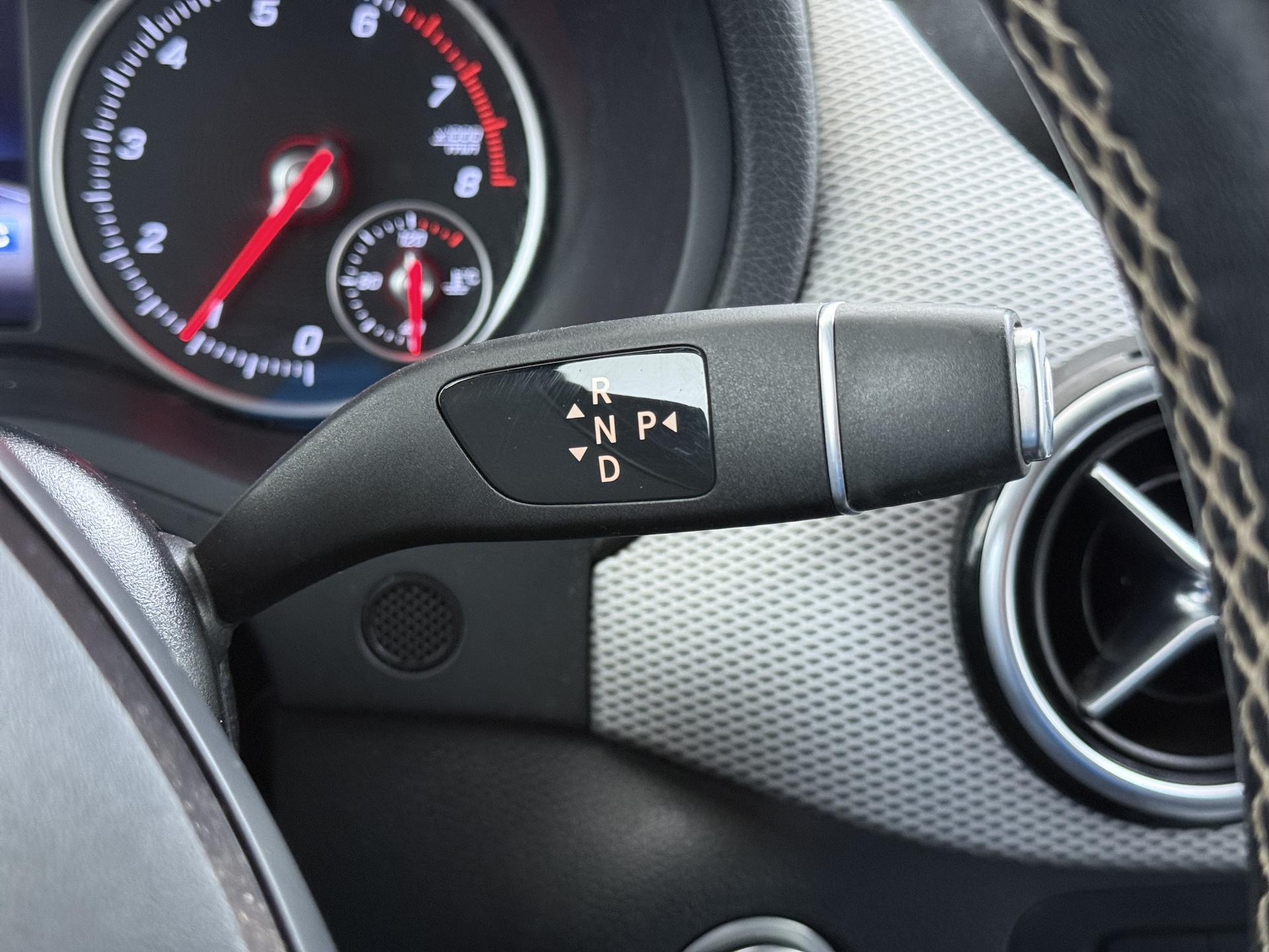 Mercedes-Benz B-klasse 200 Ambition 23