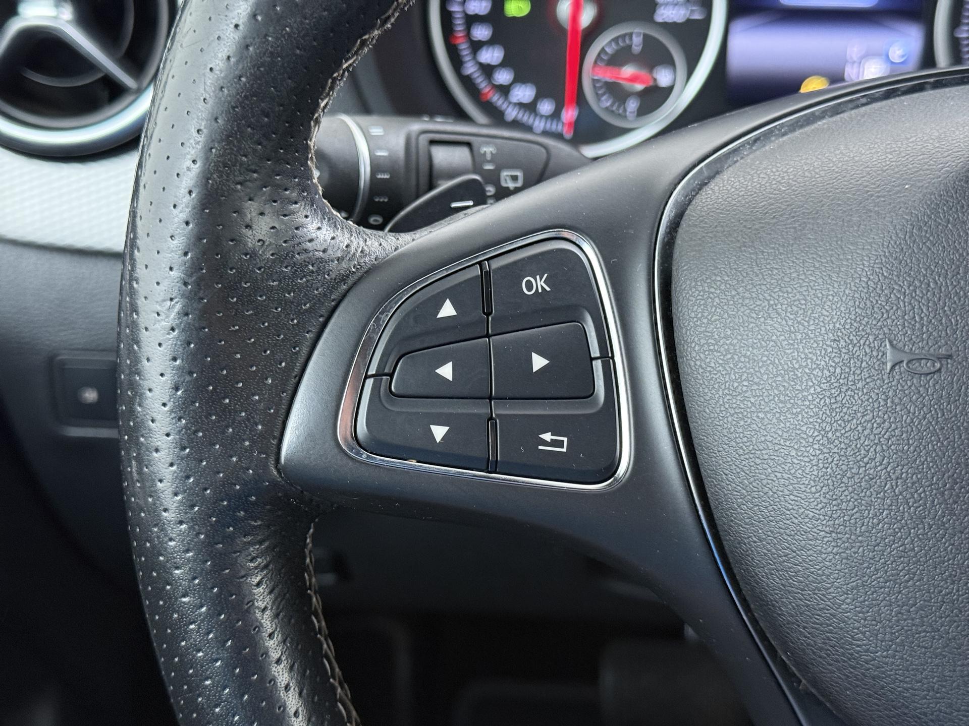 Mercedes-Benz B-klasse 200 Ambition 24