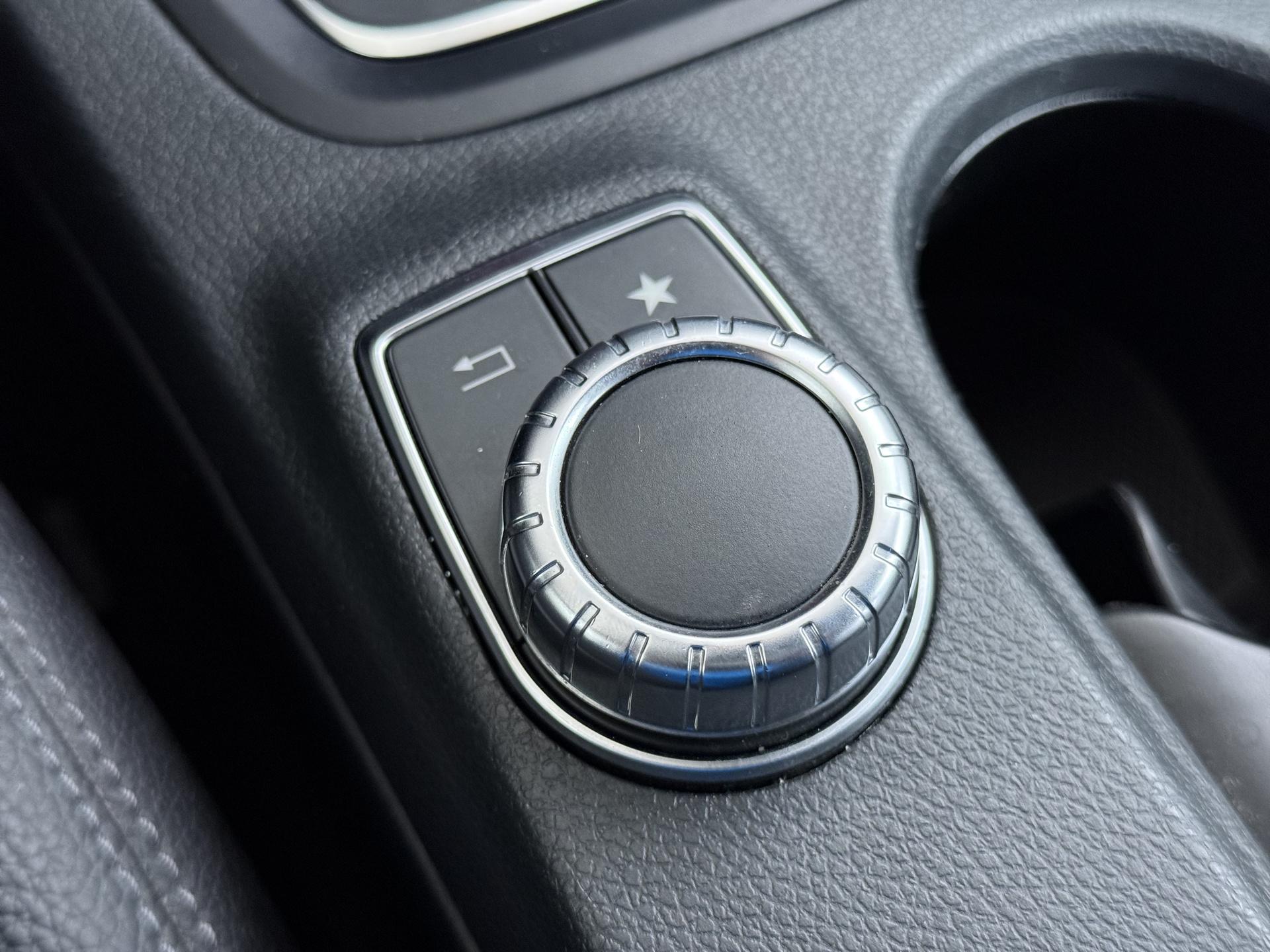 Mercedes-Benz B-klasse 200 Ambition 31