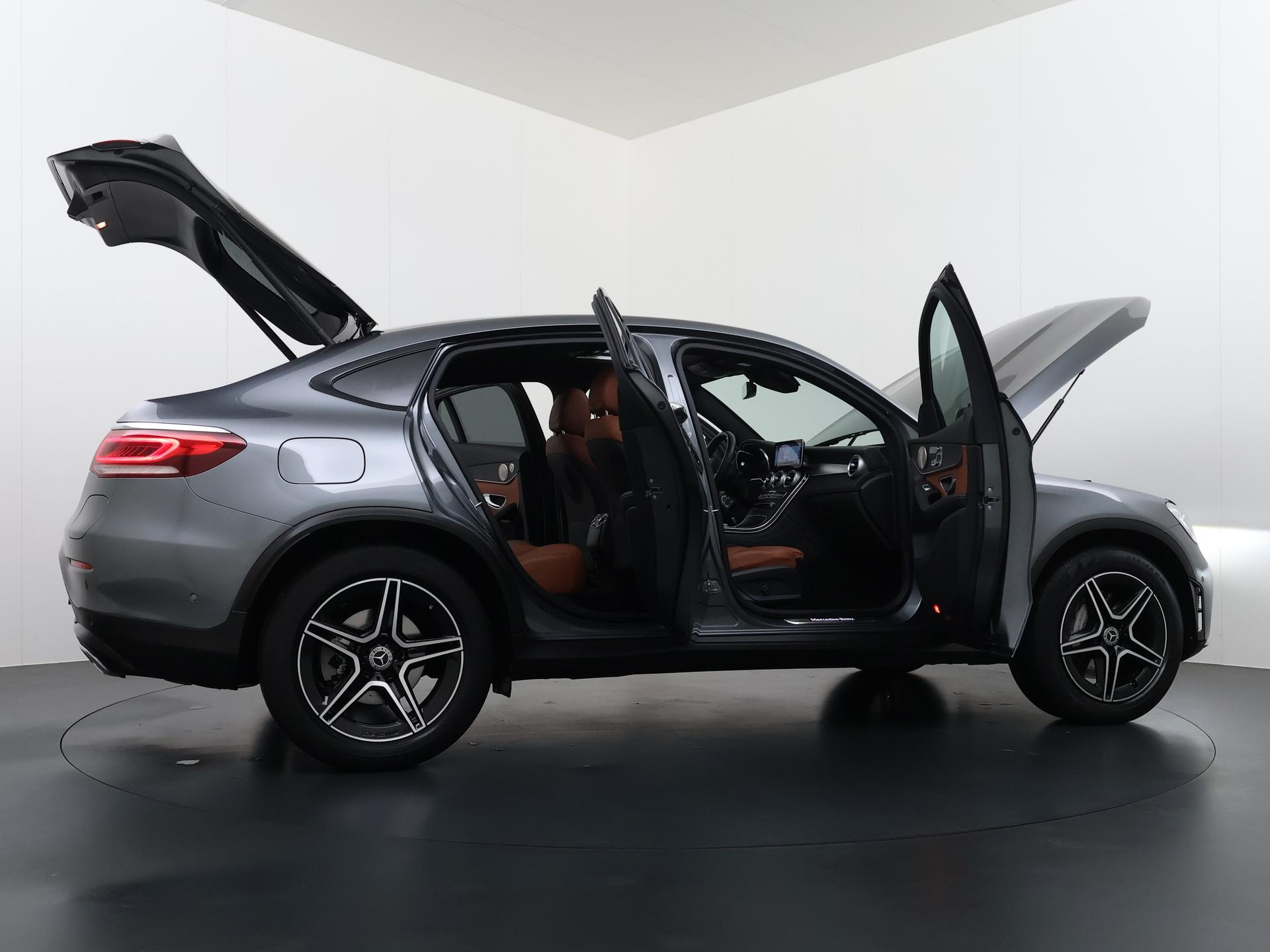 Mercedes-Benz GLC-klasse Coupé 300e 4MATIC AMG Premium Plus 16