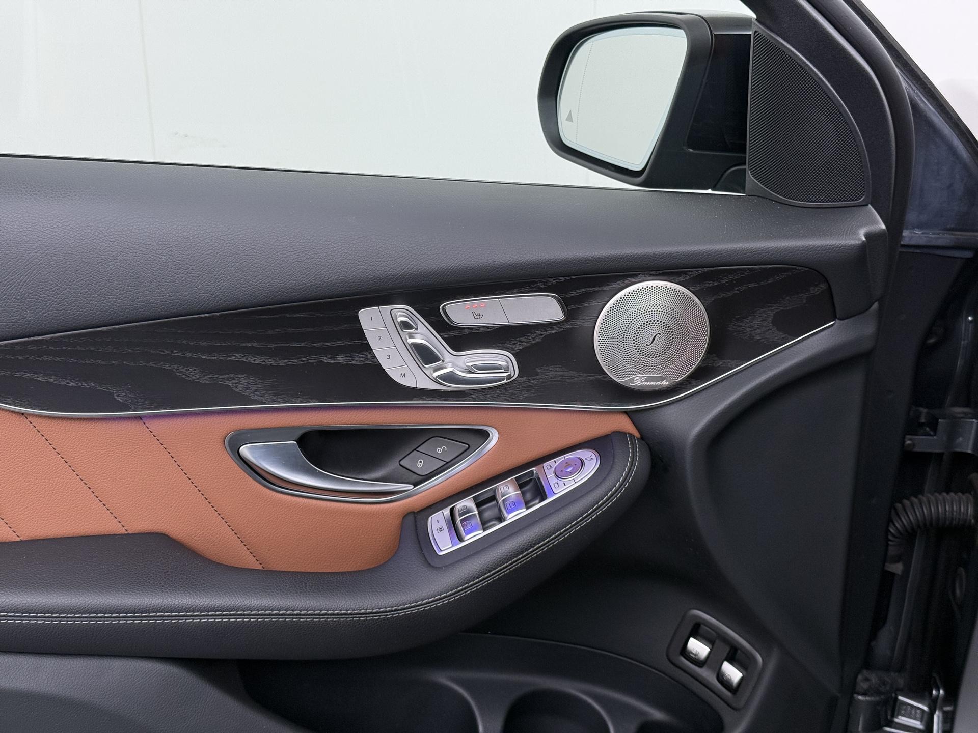 Mercedes-Benz GLC-klasse Coupé 300e 4MATIC AMG Premium Plus 25