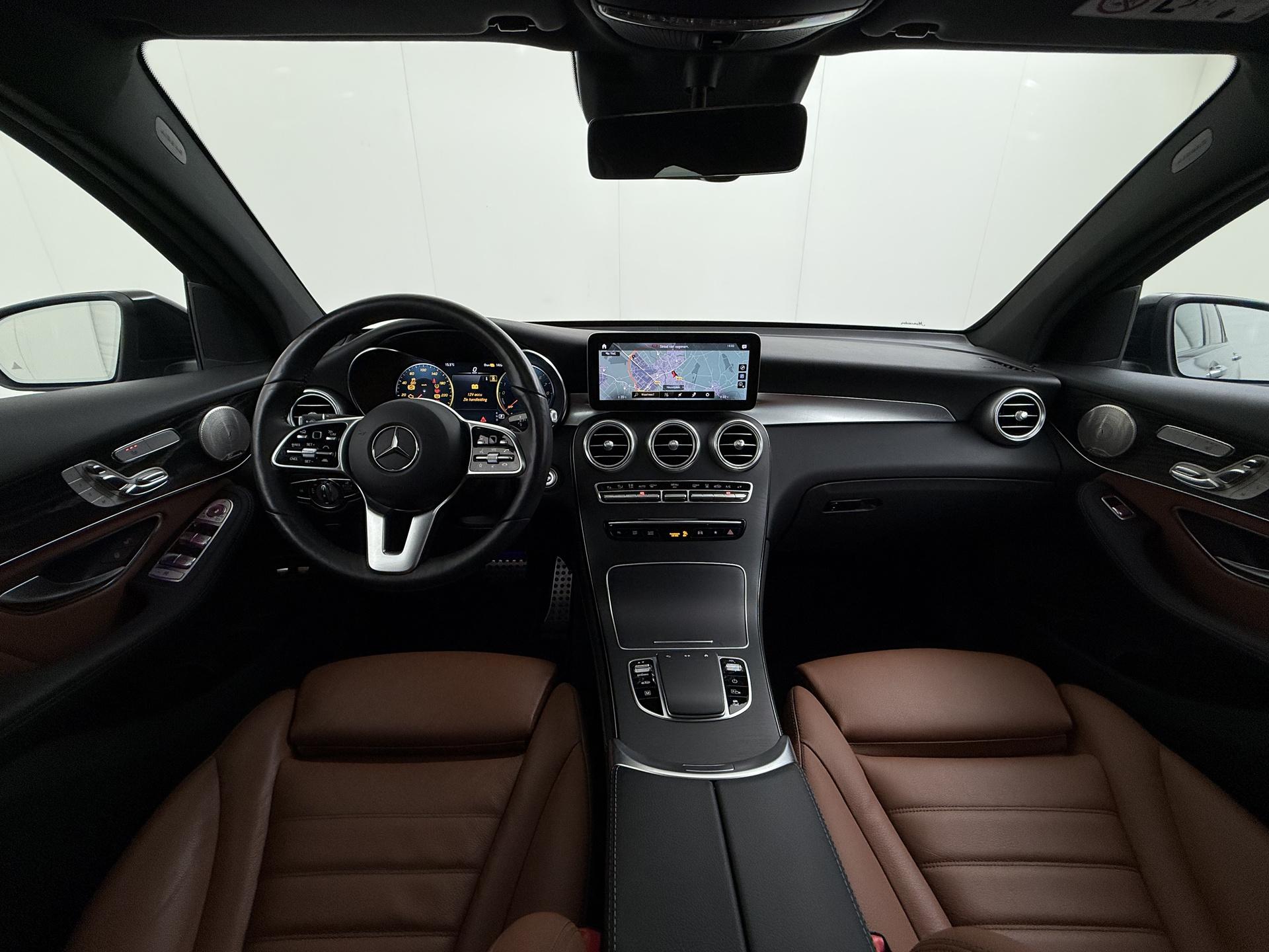Mercedes-Benz GLC-klasse Coupé 300e 4MATIC AMG Premium Plus 31