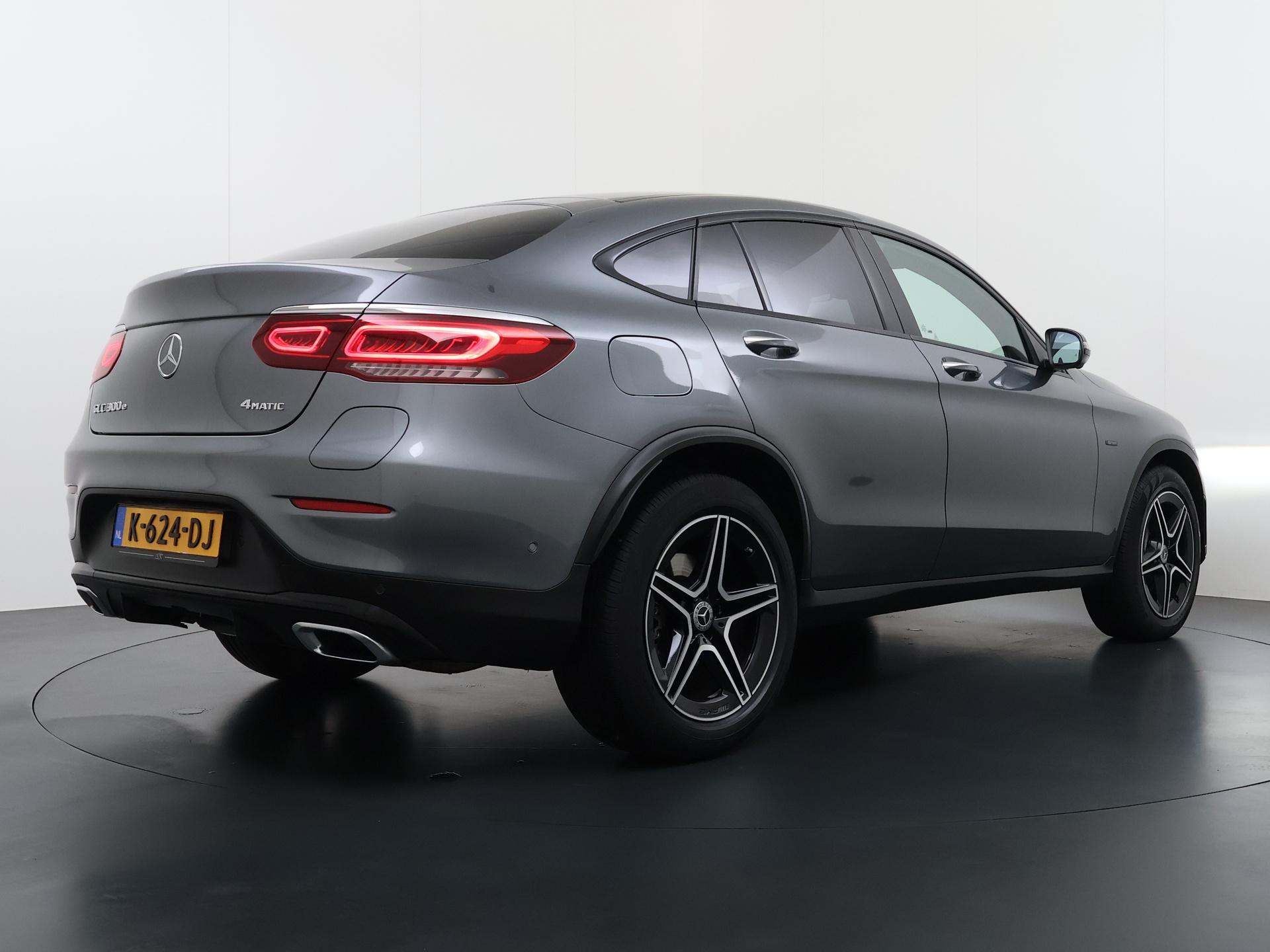 Mercedes-Benz GLC-klasse Coupé 300e 4MATIC AMG Premium Plus 8