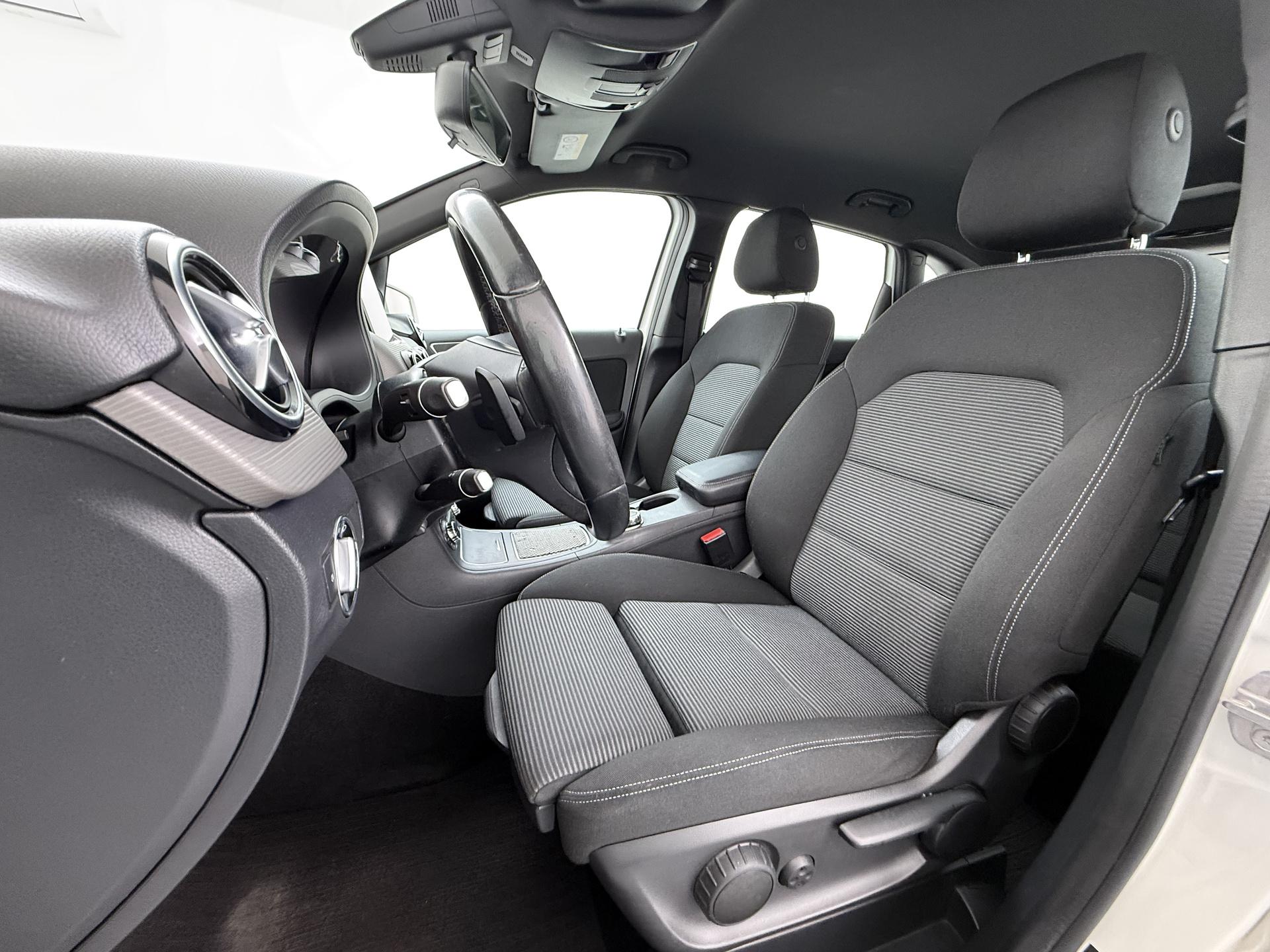 Mercedes-Benz B-klasse 200 d Business Solution 6