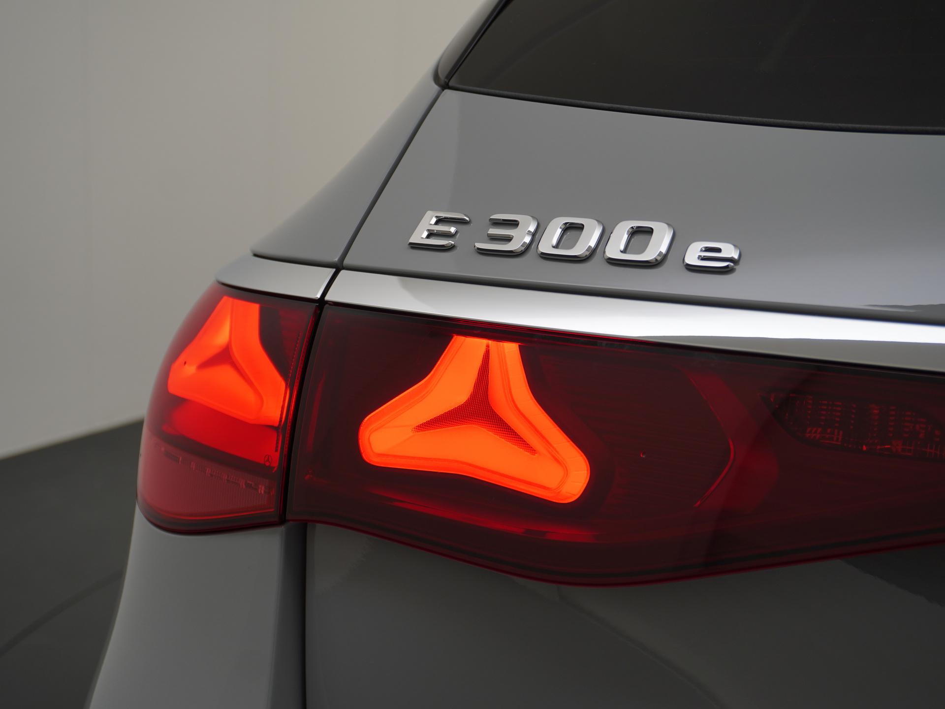 Mercedes-Benz E-klasse Estate 300 e Sport Edition 15