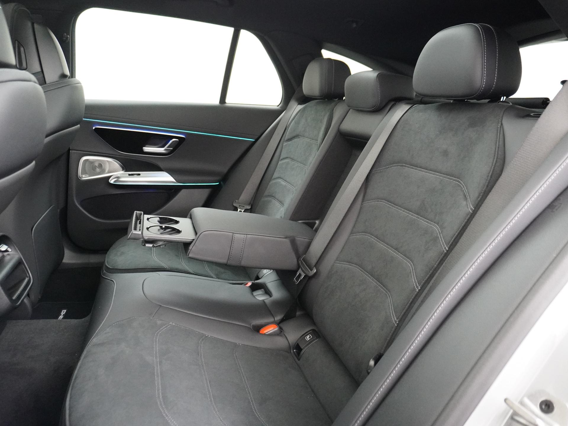 Mercedes-Benz E-klasse Estate 300 e Sport Edition 27