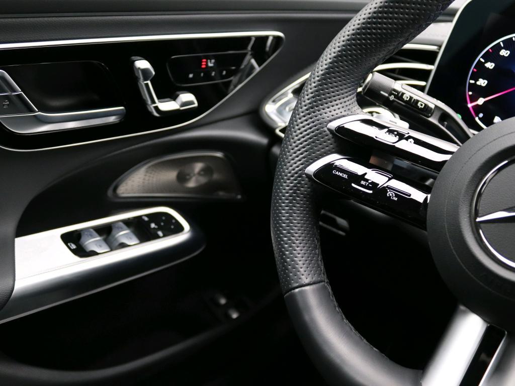 Mercedes-Benz E-klasse Estate 300 e Sport Edition 4