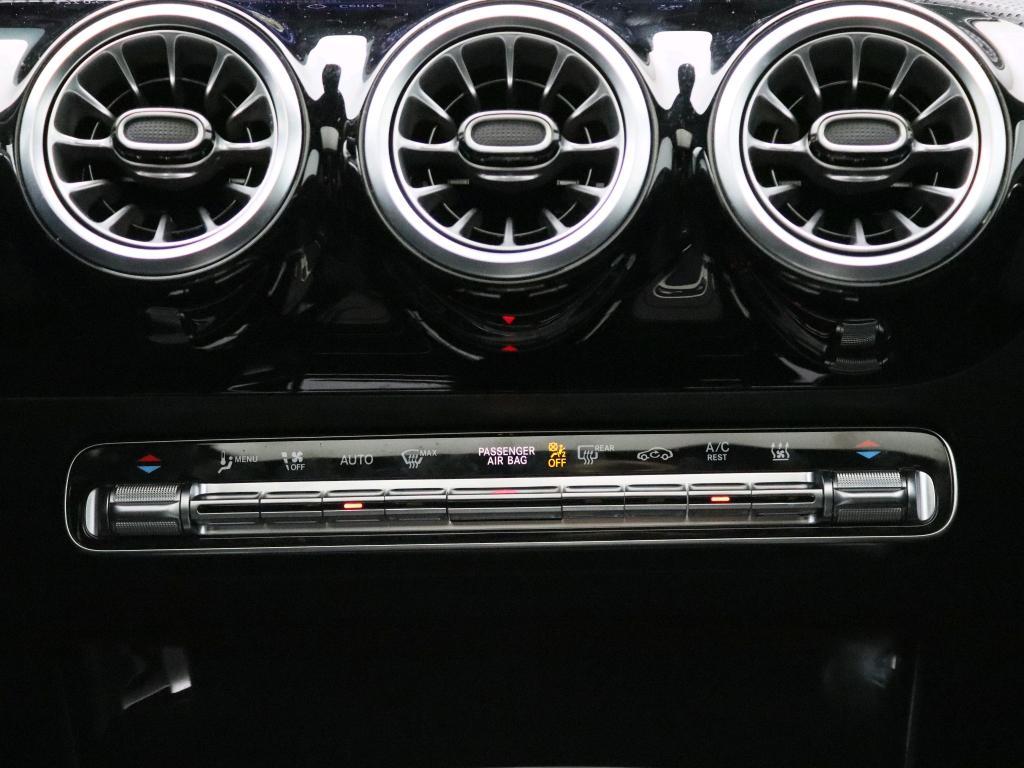 Mercedes-Benz CLA-klasse 250 e AMG Business Solution 14