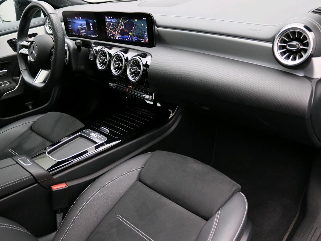 Mercedes-Benz CLA-klasse 250 e AMG Business Solution 15