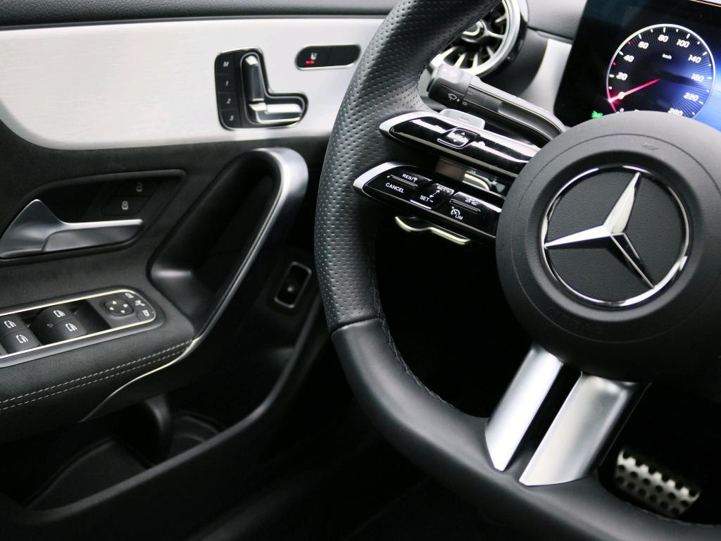 Mercedes-Benz CLA-klasse 250 e AMG Business Solution 6