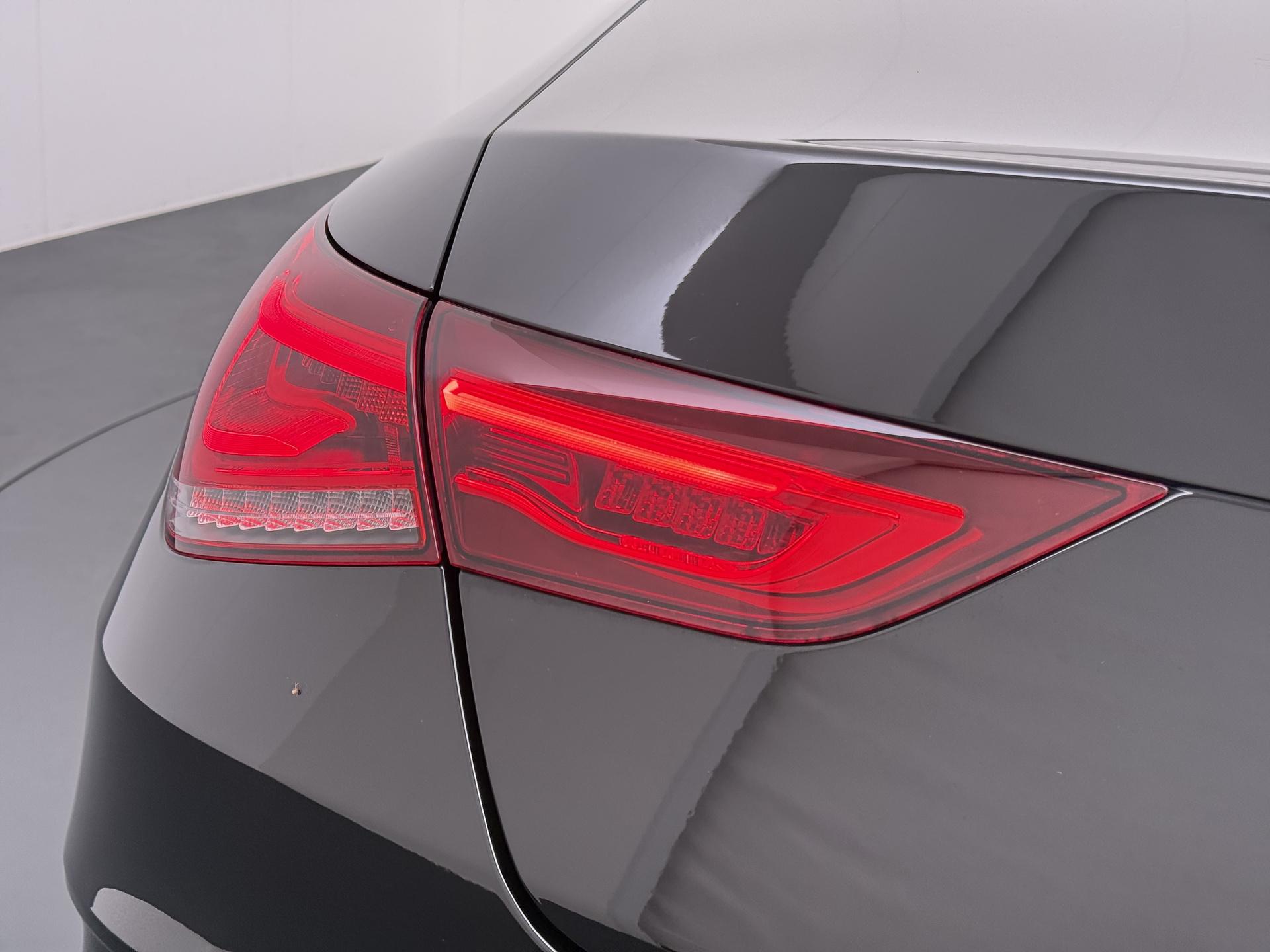 Mercedes-Benz CLA-klasse 250 e AMG Business Line 18