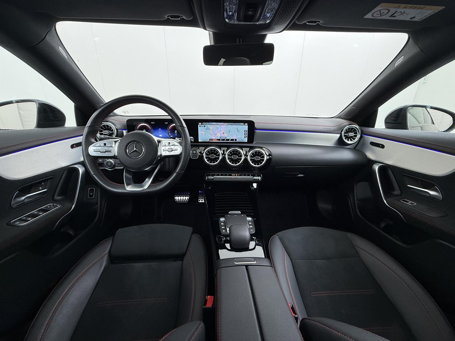 Mercedes-Benz CLA-klasse 250 e AMG Business Line 3