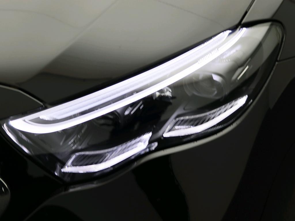 Mercedes-Benz E-klasse Estate 300 e Sport Edition 14