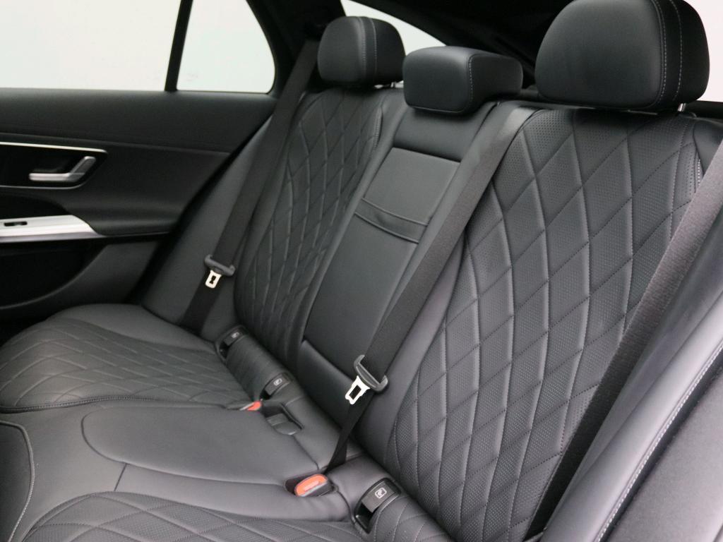 Mercedes-Benz E-klasse Estate 300 e Sport Edition 8