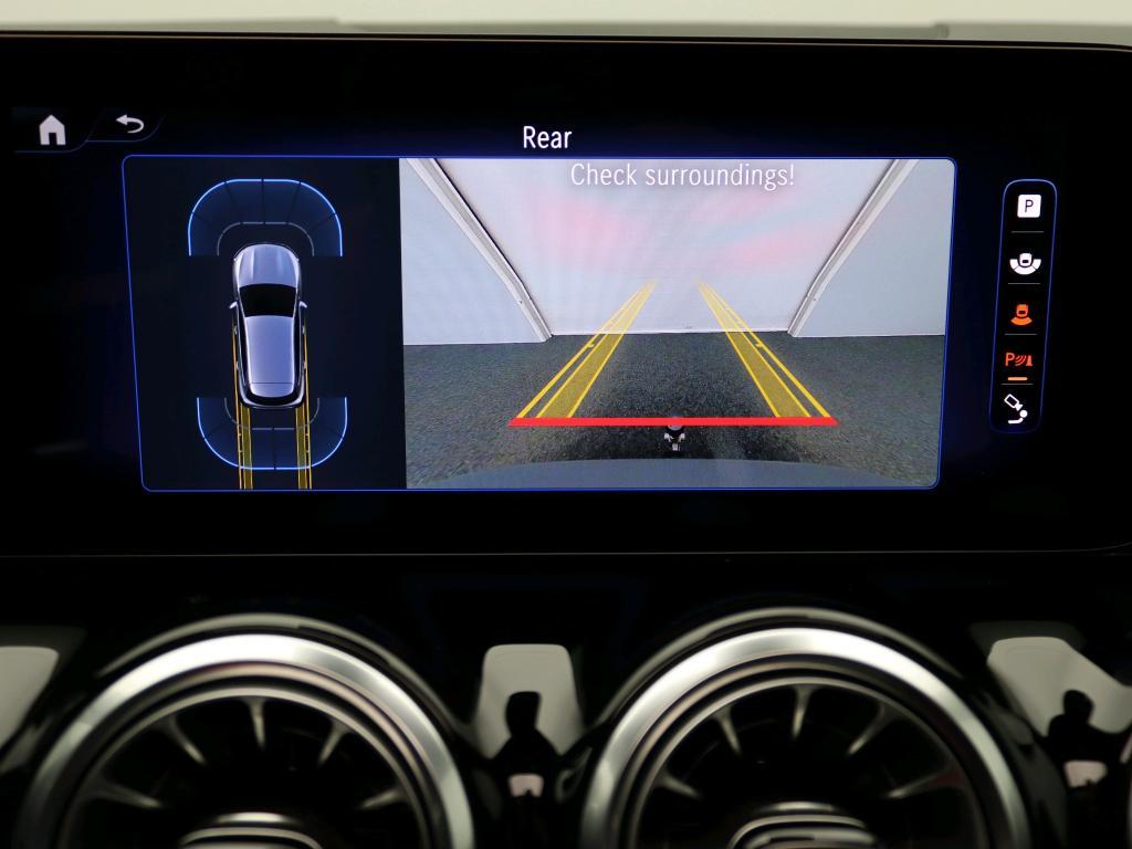 Mercedes-Benz EQA 250+ AMG Line 71 kWh 12