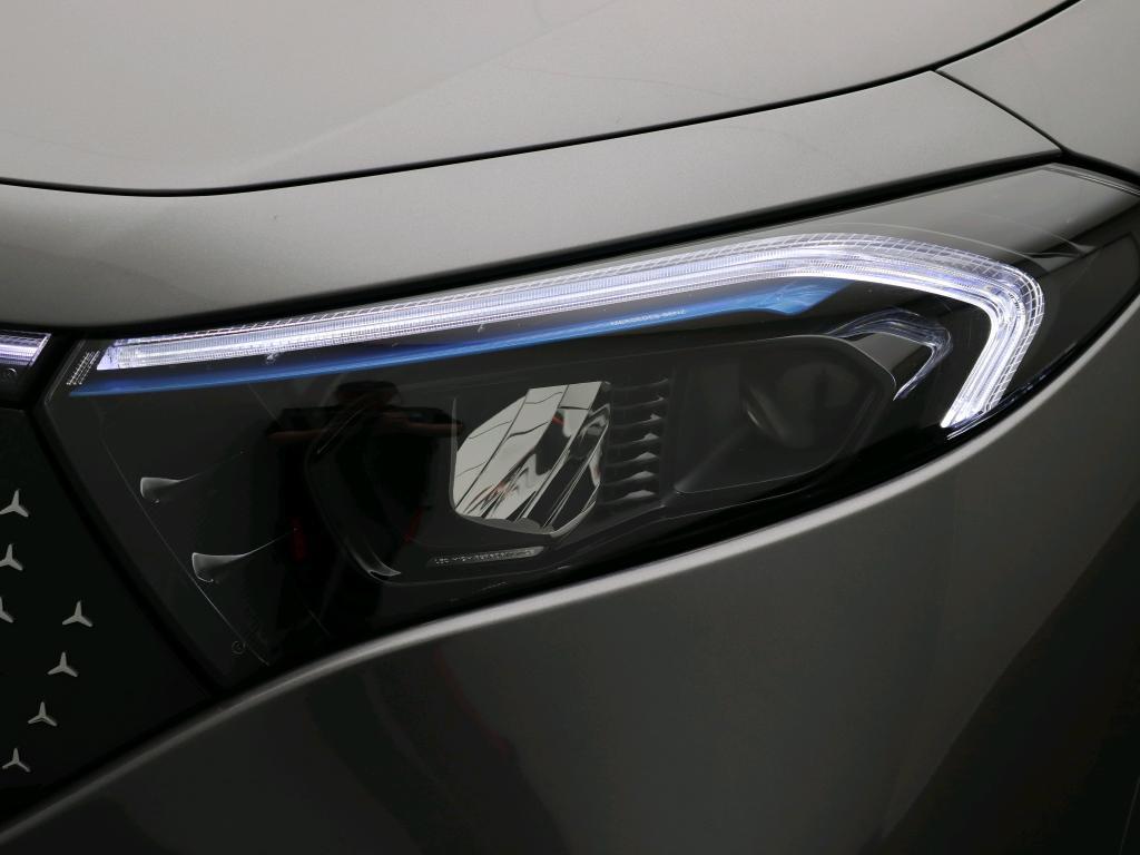 Mercedes-Benz EQA 250+ AMG Line 71 kWh 14