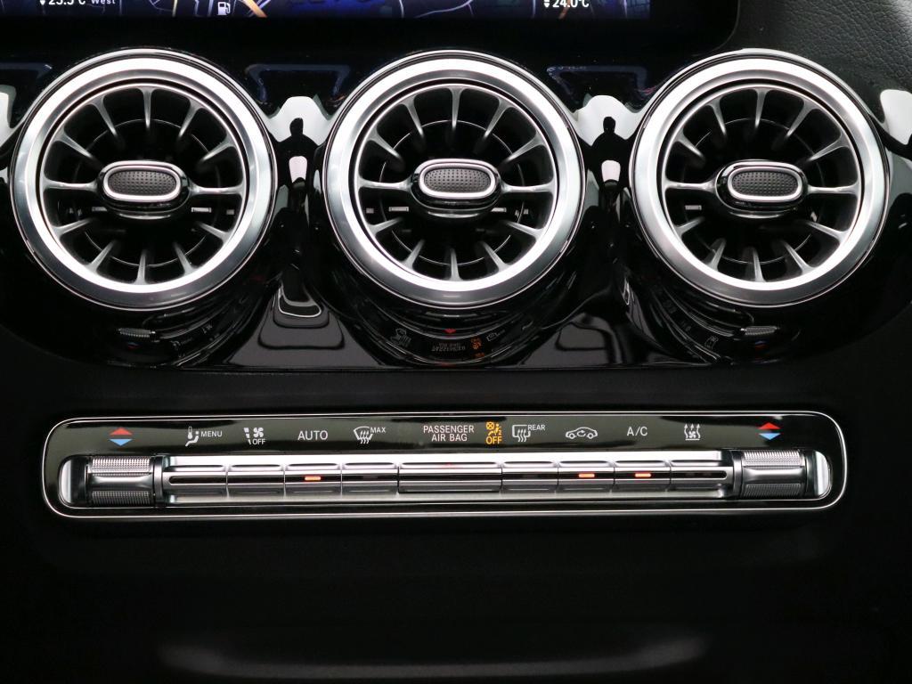 Mercedes-Benz EQA 250+ AMG Line 71 kWh 15