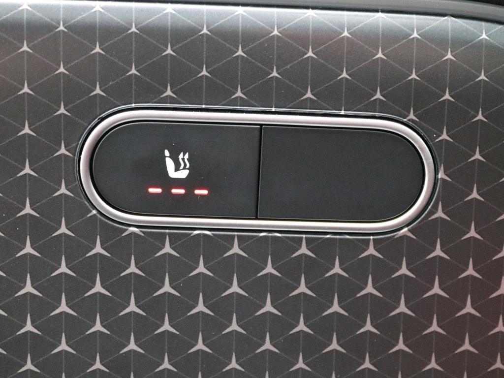 Mercedes-Benz EQA 250+ AMG Line 71 kWh 16