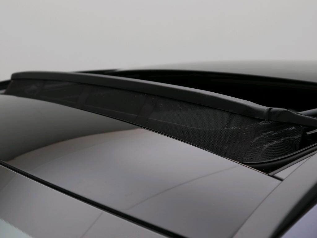 Mercedes-Benz C-klasse Estate 300 e AMG Star Edition 1