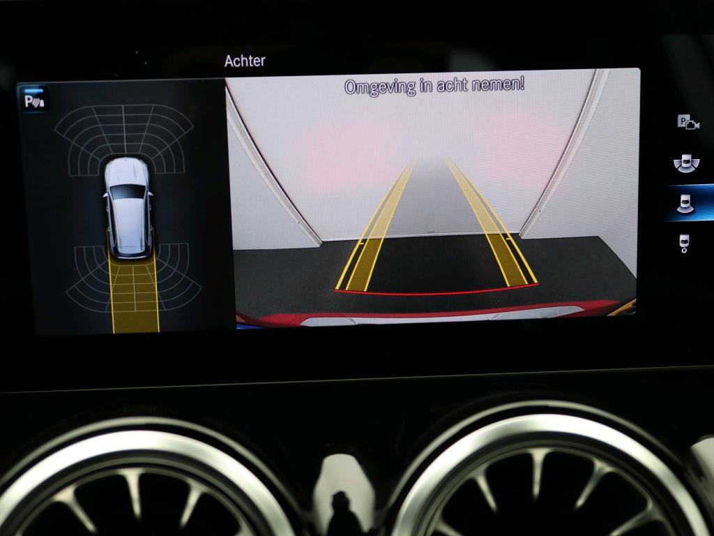 Mercedes-Benz GLB 200 Luxury Business Solution 11