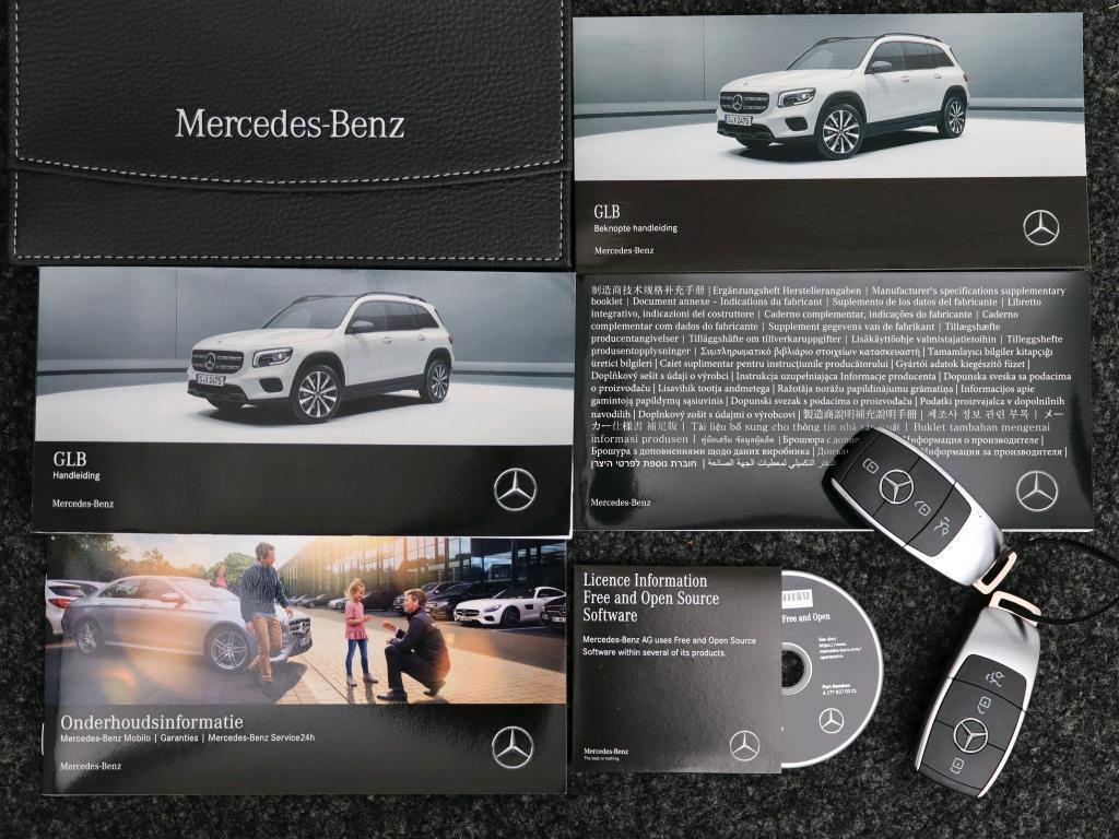 Mercedes-Benz GLB 200 Luxury Business Solution 12