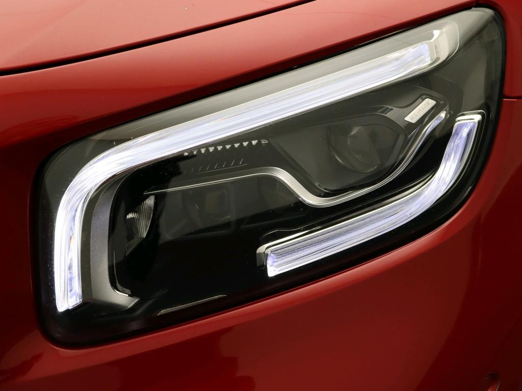 Mercedes-Benz GLB 200 Luxury Business Solution 13