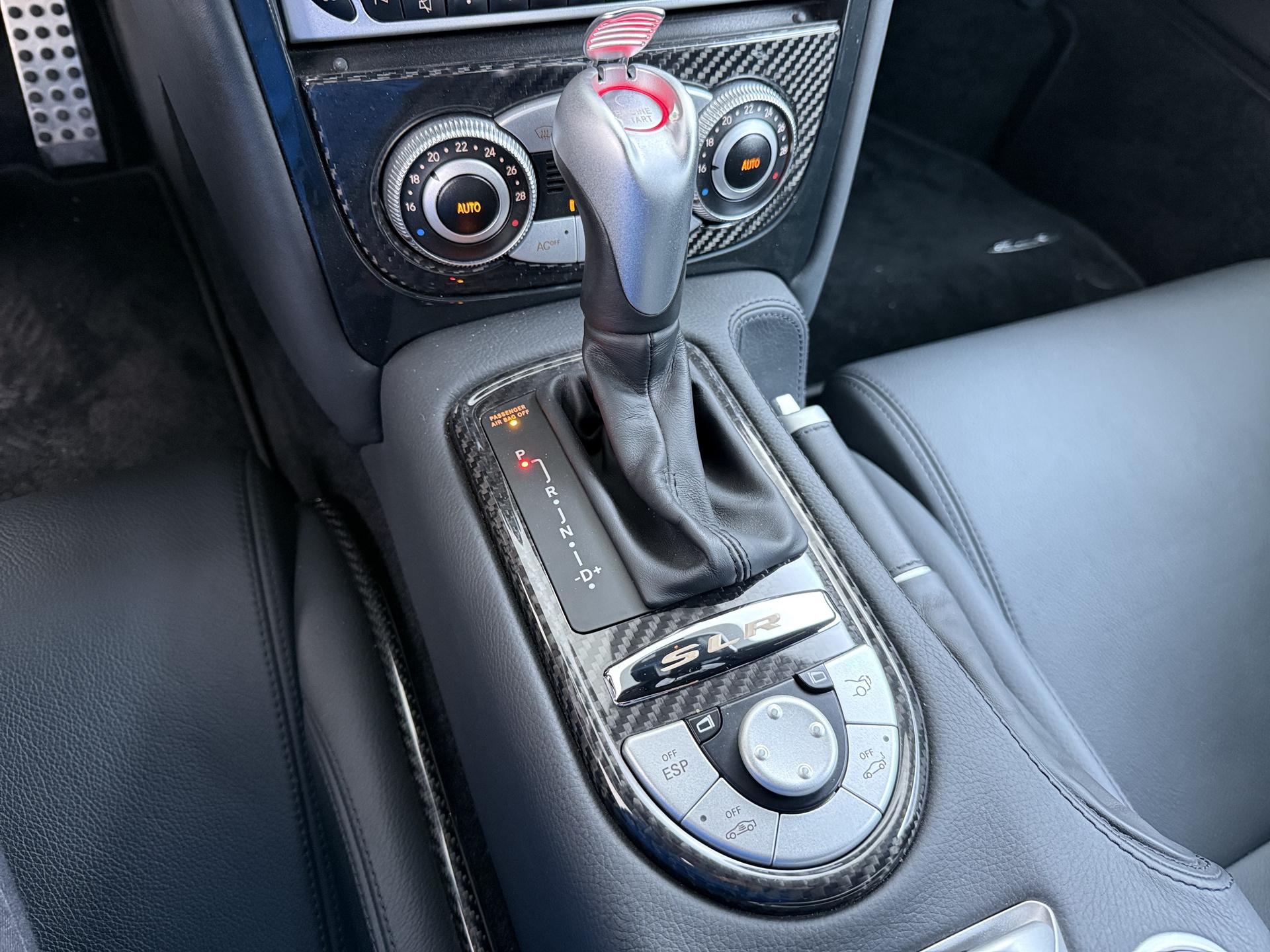 Mercedes-Benz SLR 5.4 V8 McLaren 28