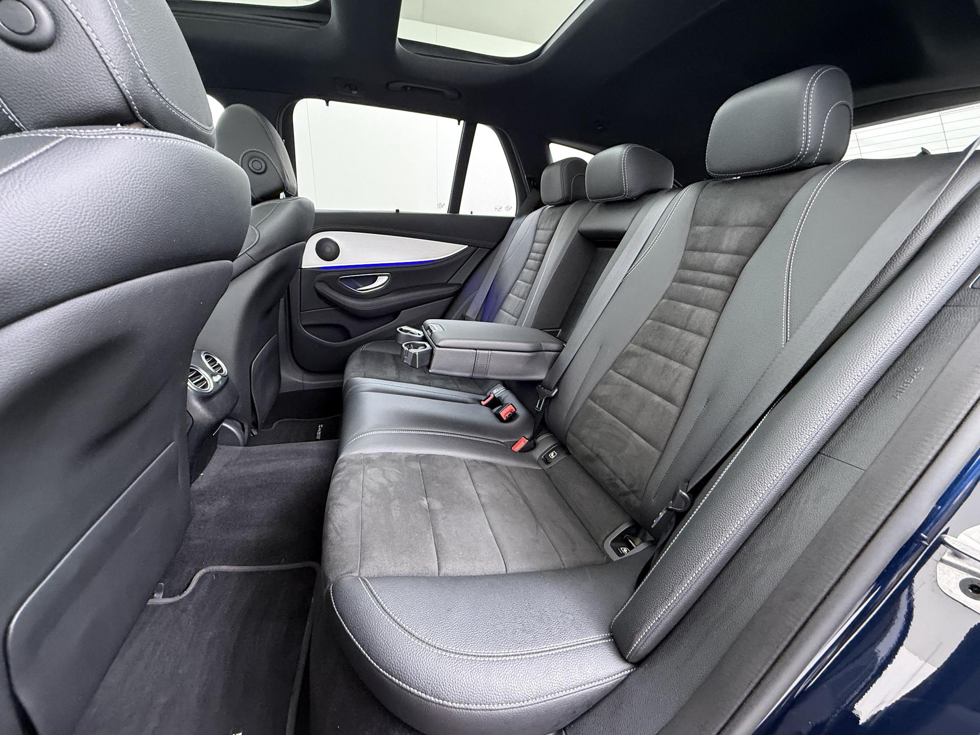 Mercedes-Benz E-klasse Estate 300 de AMG Line 24