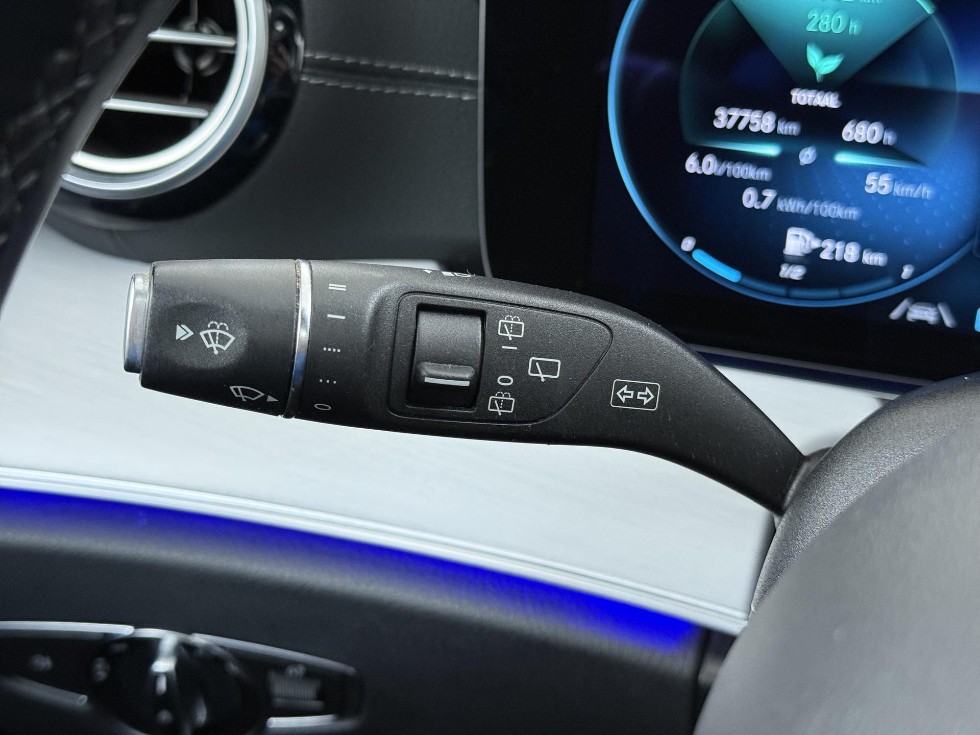 Mercedes-Benz E-klasse Estate 300 de AMG Line 29