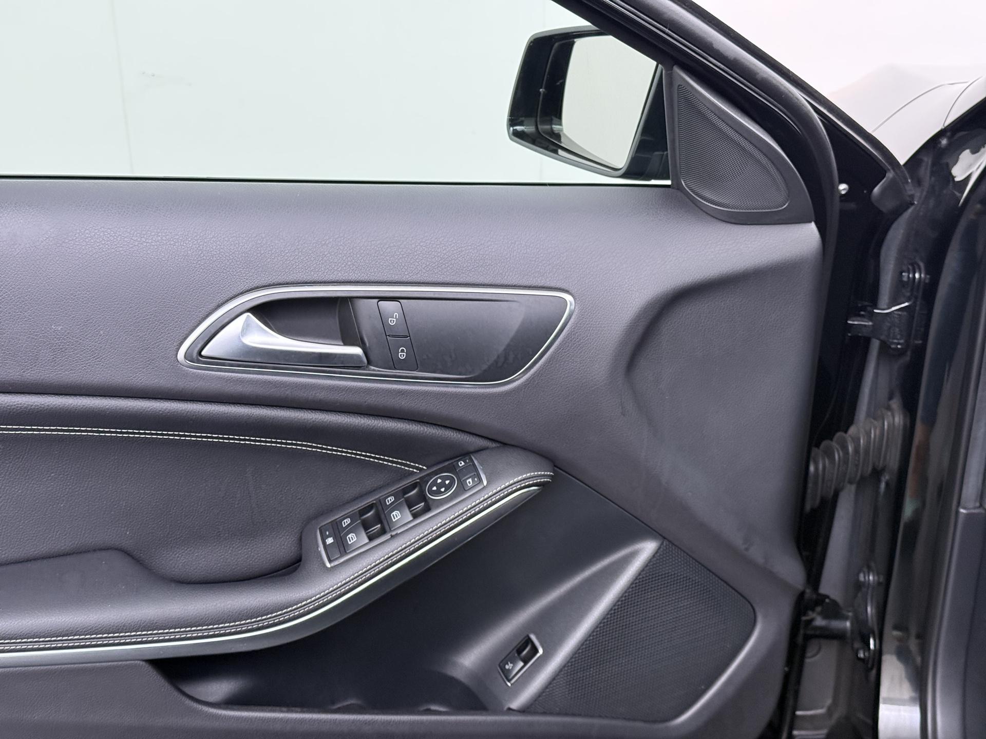 Mercedes-Benz GLA-klasse 200 Ambition 11